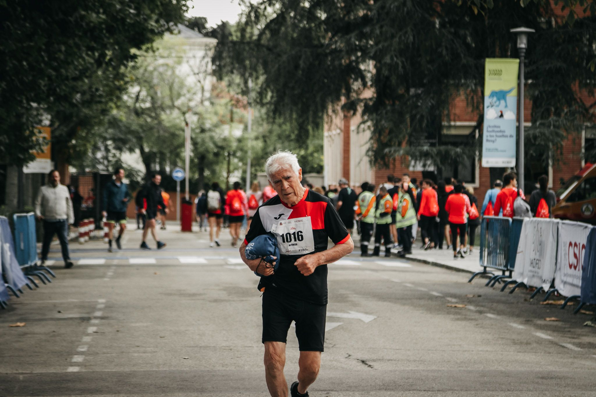 Todas las fotos de meta de la Carrera de la Ciencia 2022. (1587)