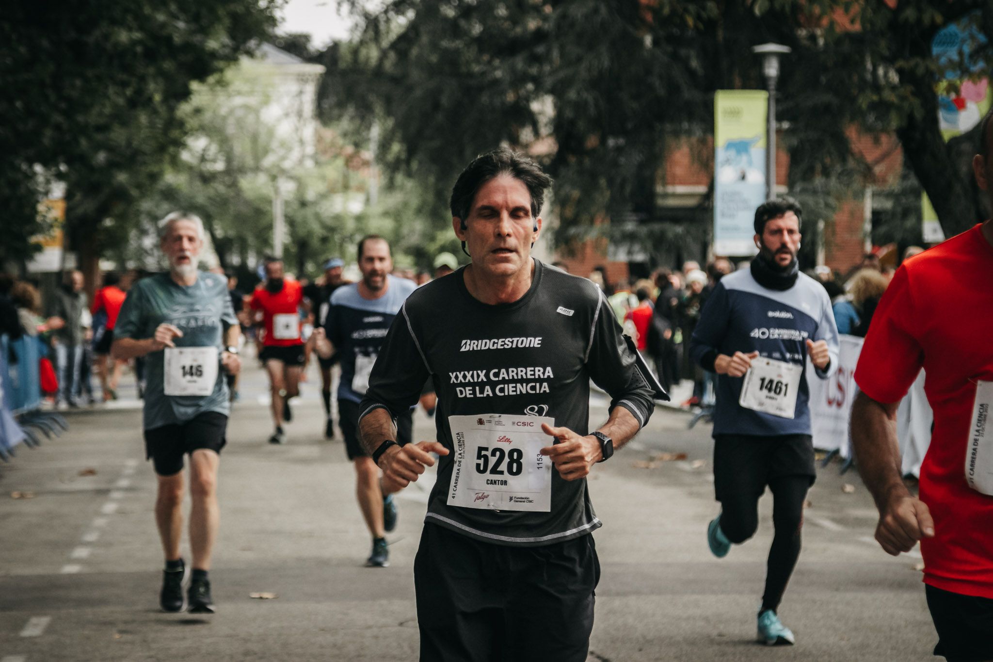 Todas las fotos de meta de la Carrera de la Ciencia 2022. (697)