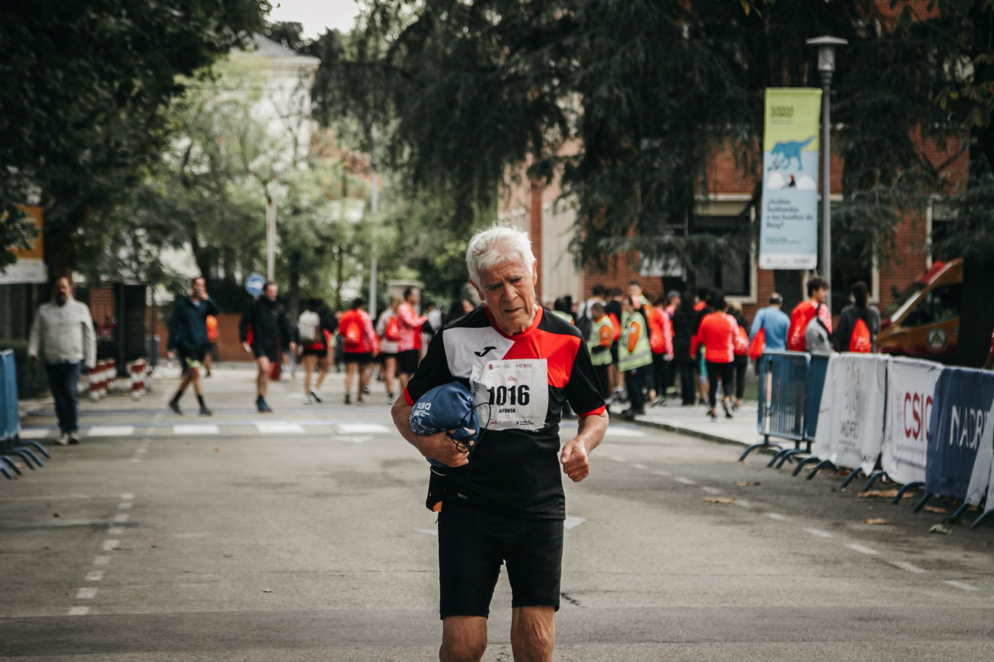 Todas las fotos de meta de la Carrera de la Ciencia 2022. (1589)