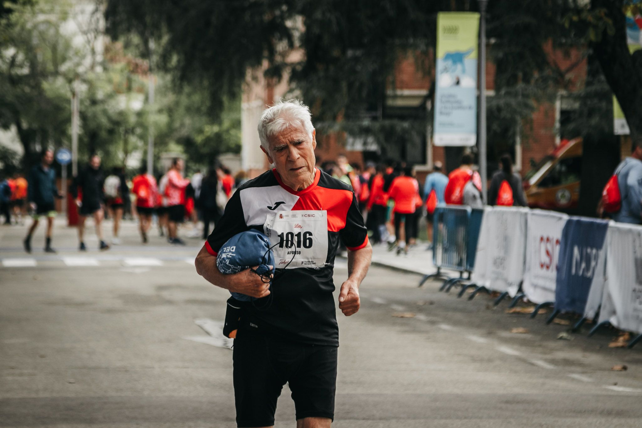 Todas las fotos de meta de la Carrera de la Ciencia 2022. (1590)
