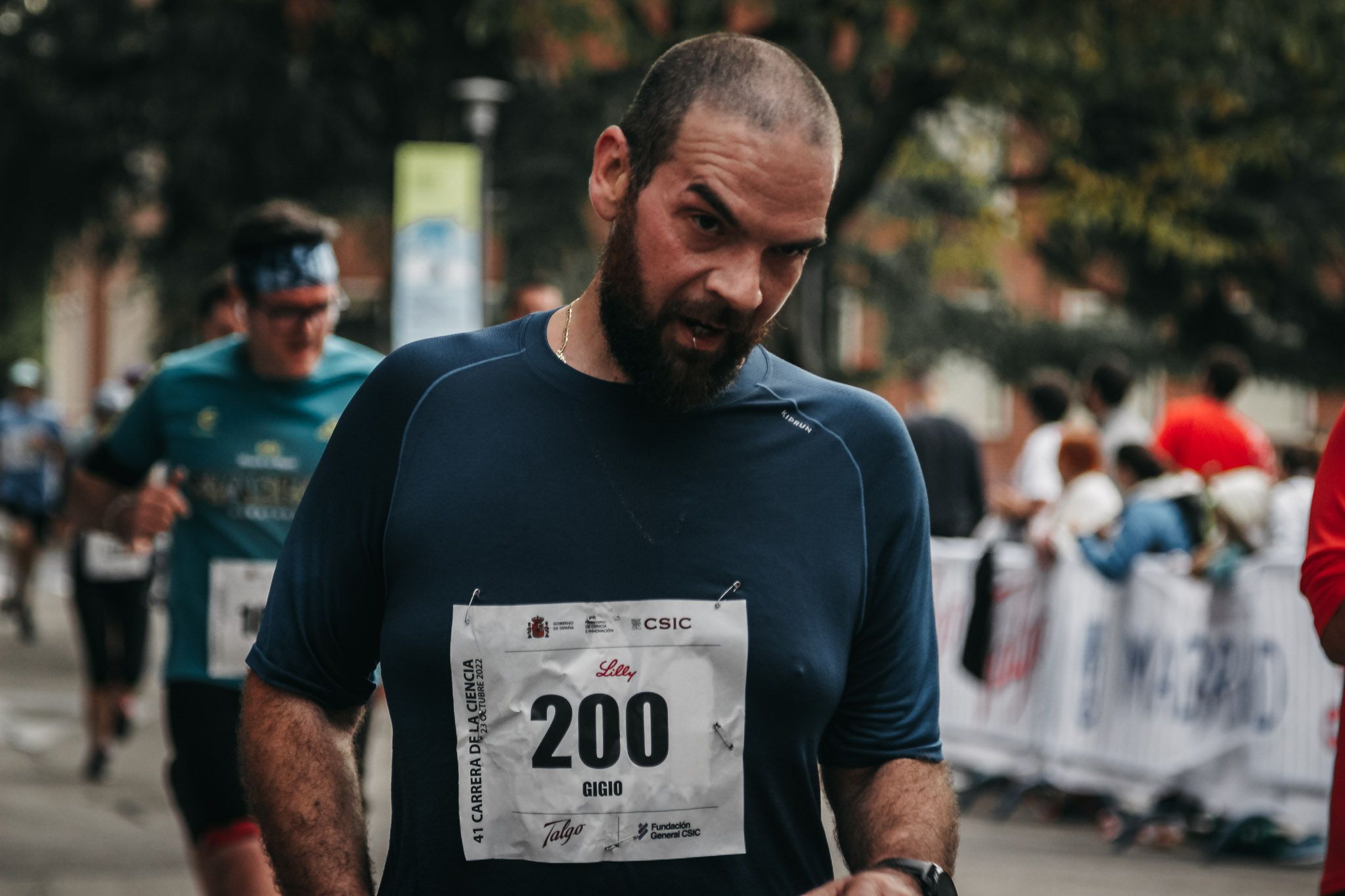 Todas las fotos de meta de la Carrera de la Ciencia 2022. (898)