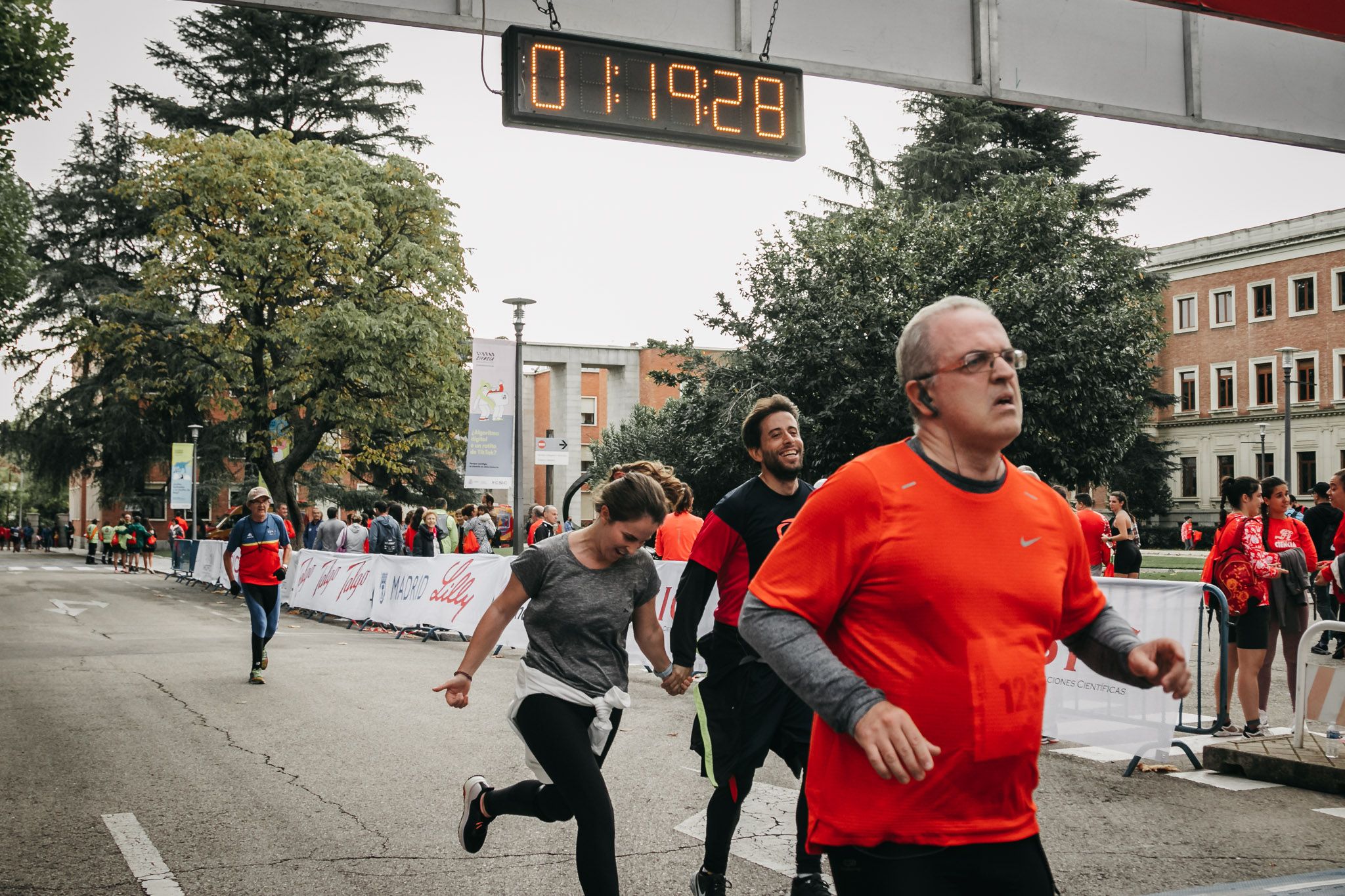 Todas las fotos de meta de la Carrera de la Ciencia 2022. (1613)