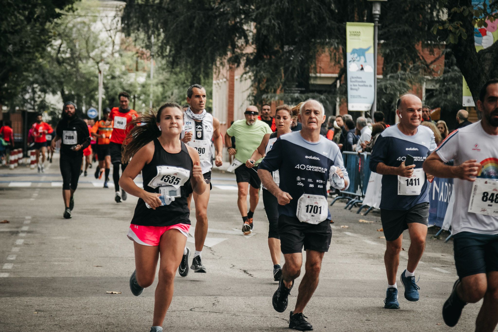 Todas las fotos de meta de la Carrera de la Ciencia 2022. (730)