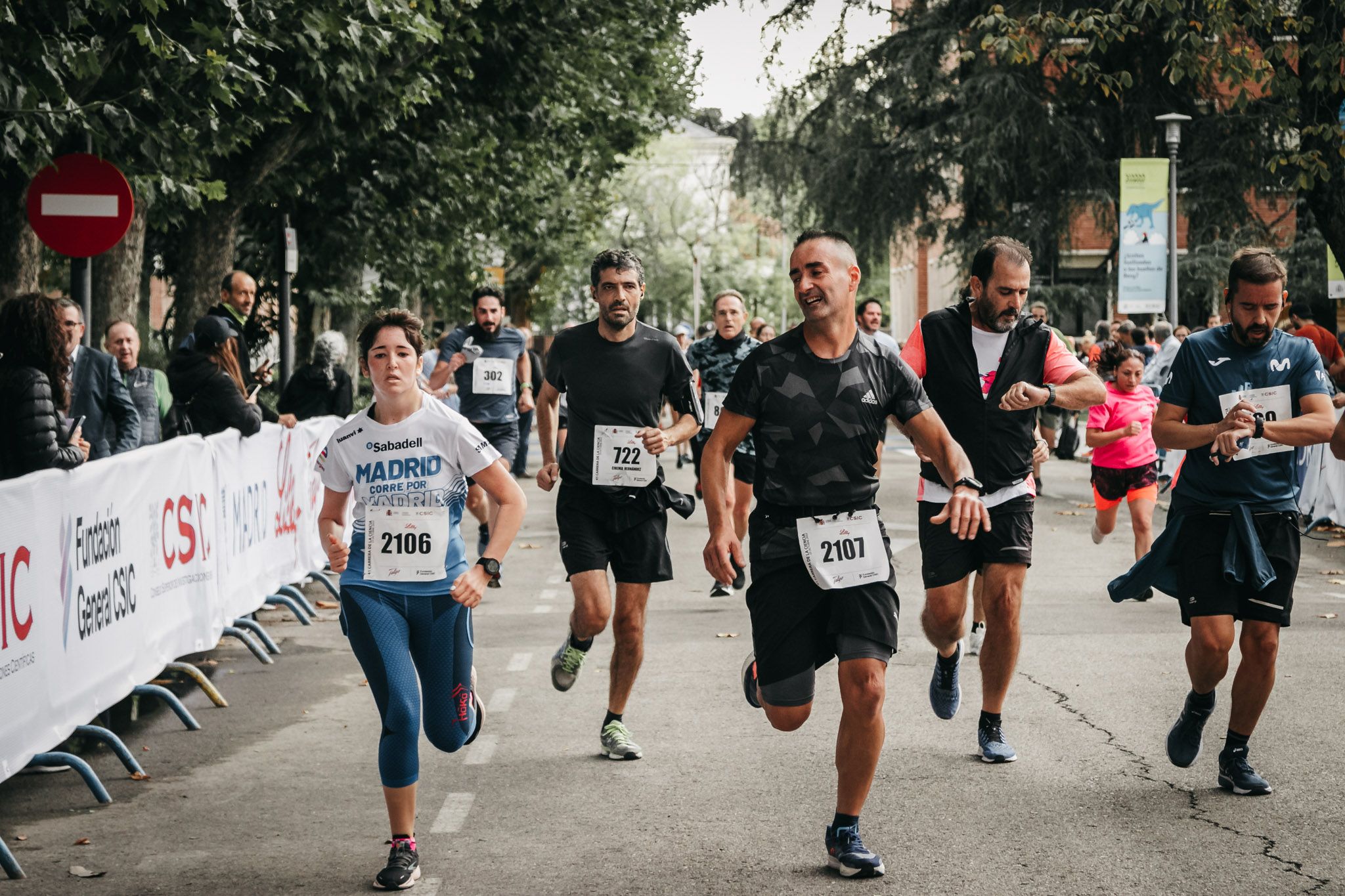 Todas las fotos de meta de la Carrera de la Ciencia 2022. (927)