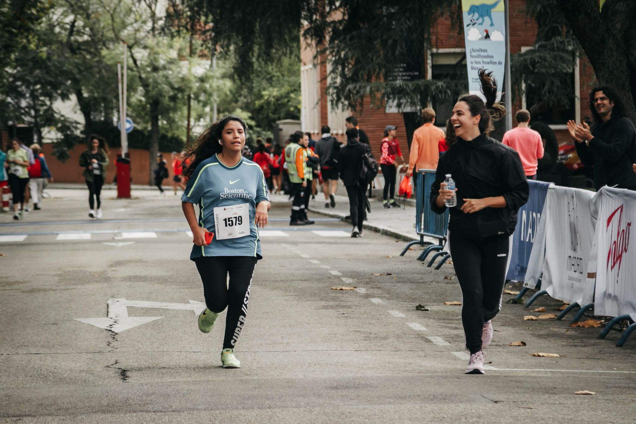 Todas las fotos de meta de la Carrera de la Ciencia 2022. (1639)