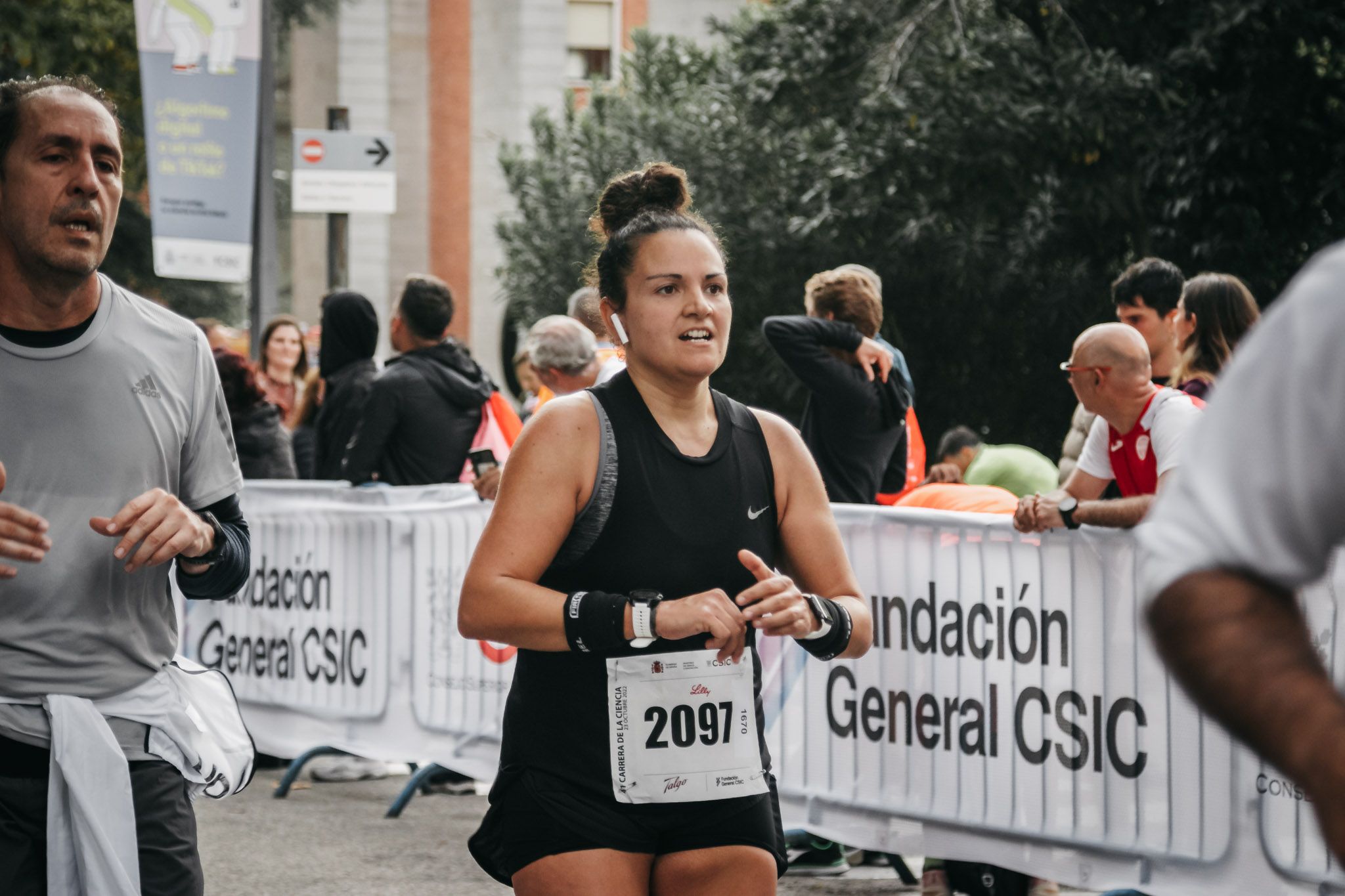 Todas las fotos de meta de la Carrera de la Ciencia 2022. (1157)