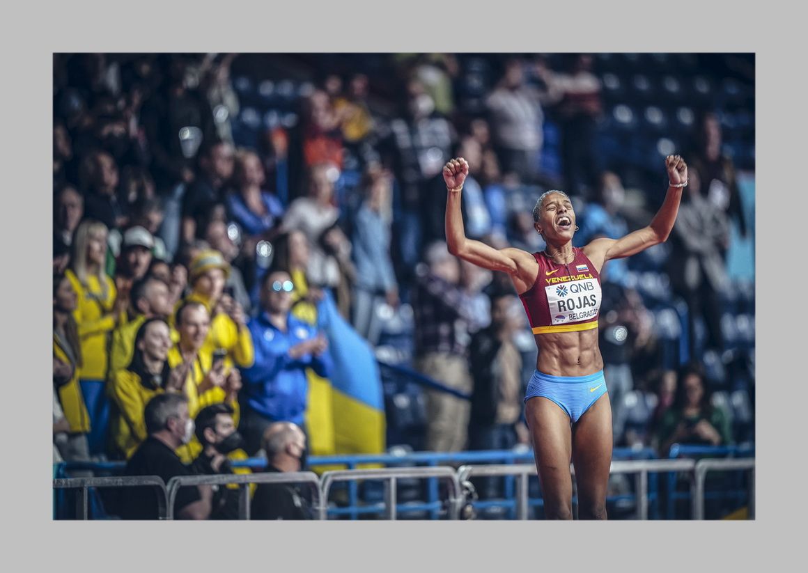 Yulimar Rojas celebrando el récord del mundo de triple salto conseguido en Belgrado | Foto: Félix Sánchez