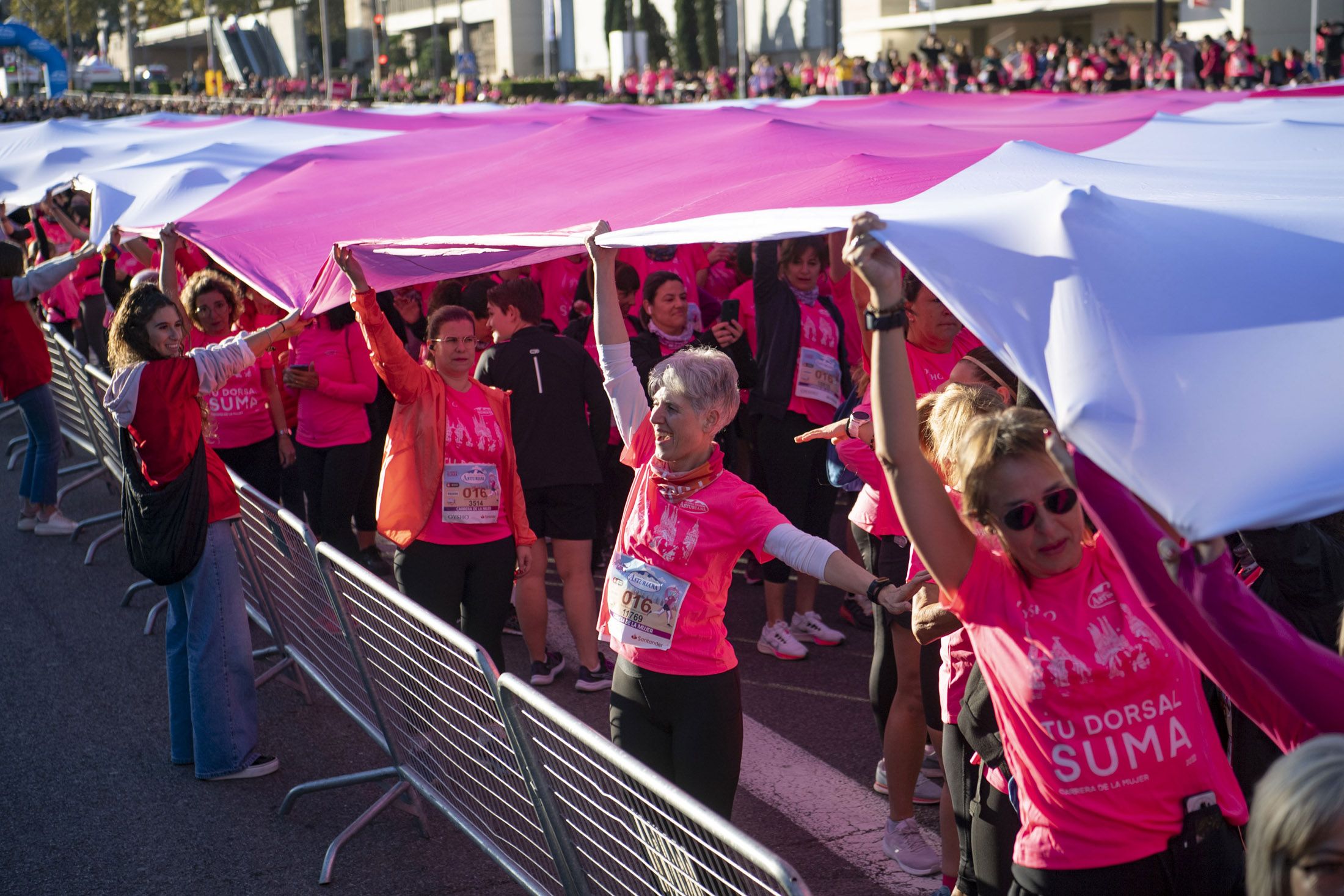 Las mejores fotos de la Carrera de la Mujer de Barcelona 2022.022    JL14861