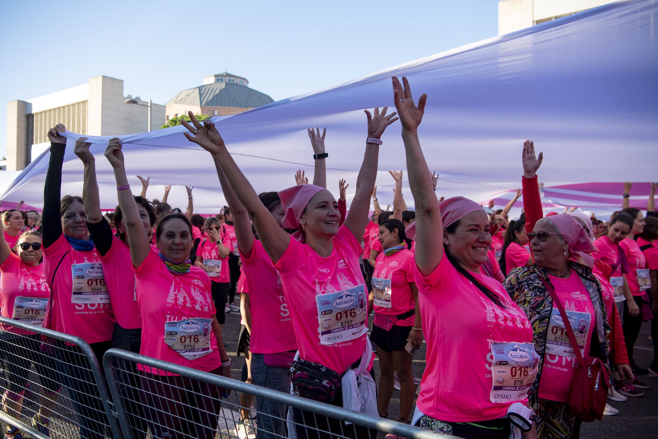 Las mejores fotos de la Carrera de la Mujer de Barcelona 2022.023    JL14881