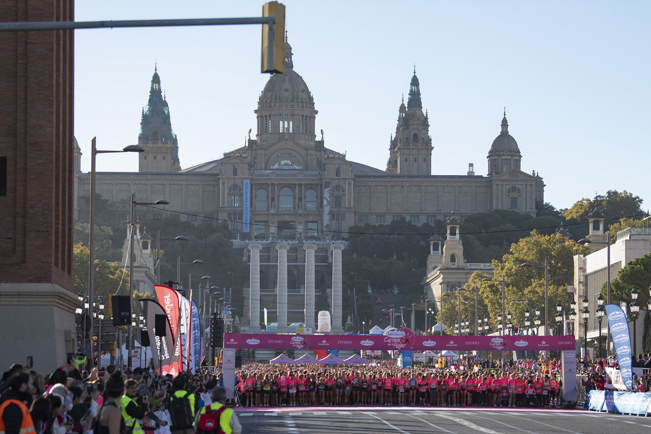 Las mejores fotos de la Carrera de la Mujer de Barcelona 2022.058    JL15330