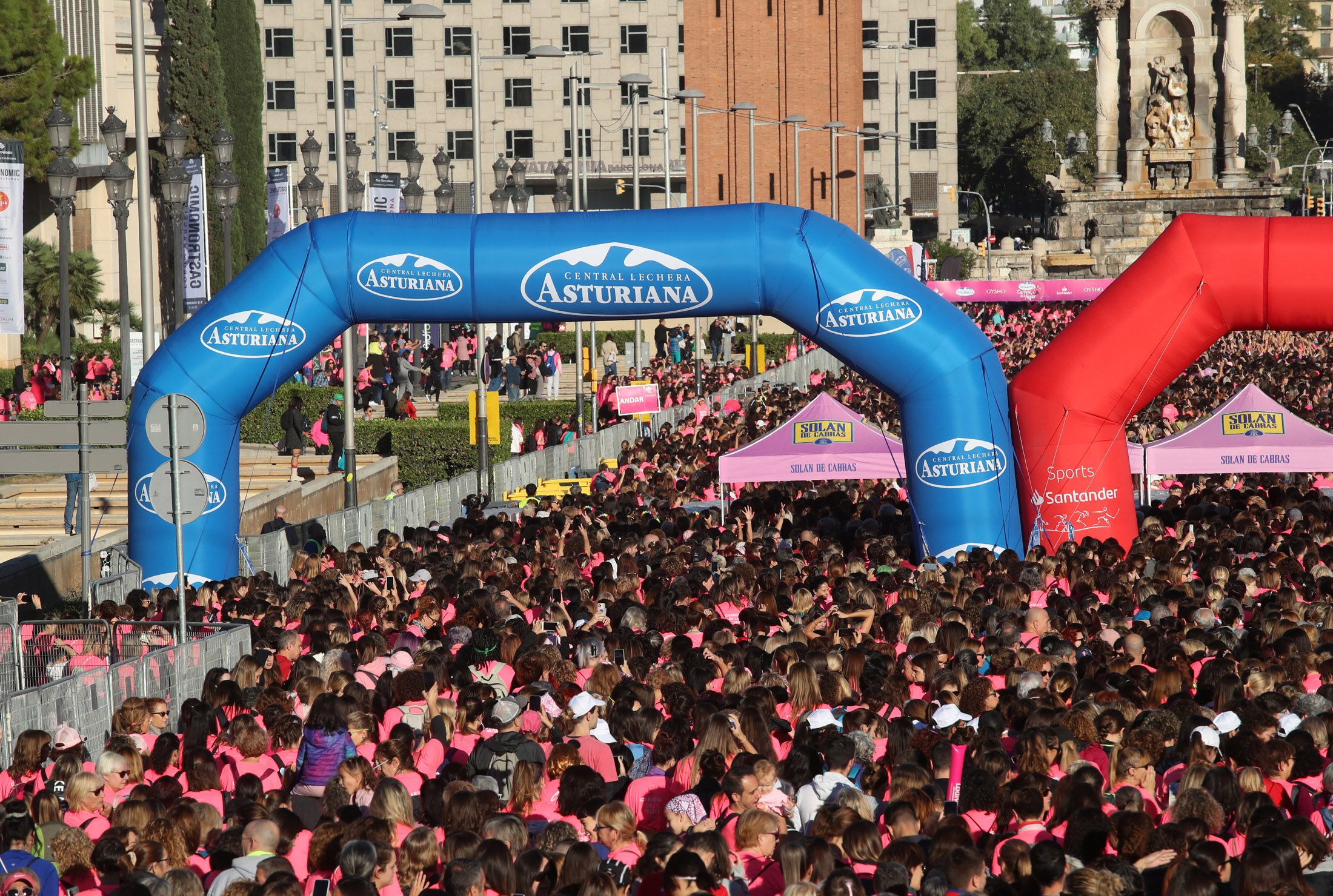 Las mejores fotos de la Carrera de la Mujer de Barcelona 2022.097   AS2I5932