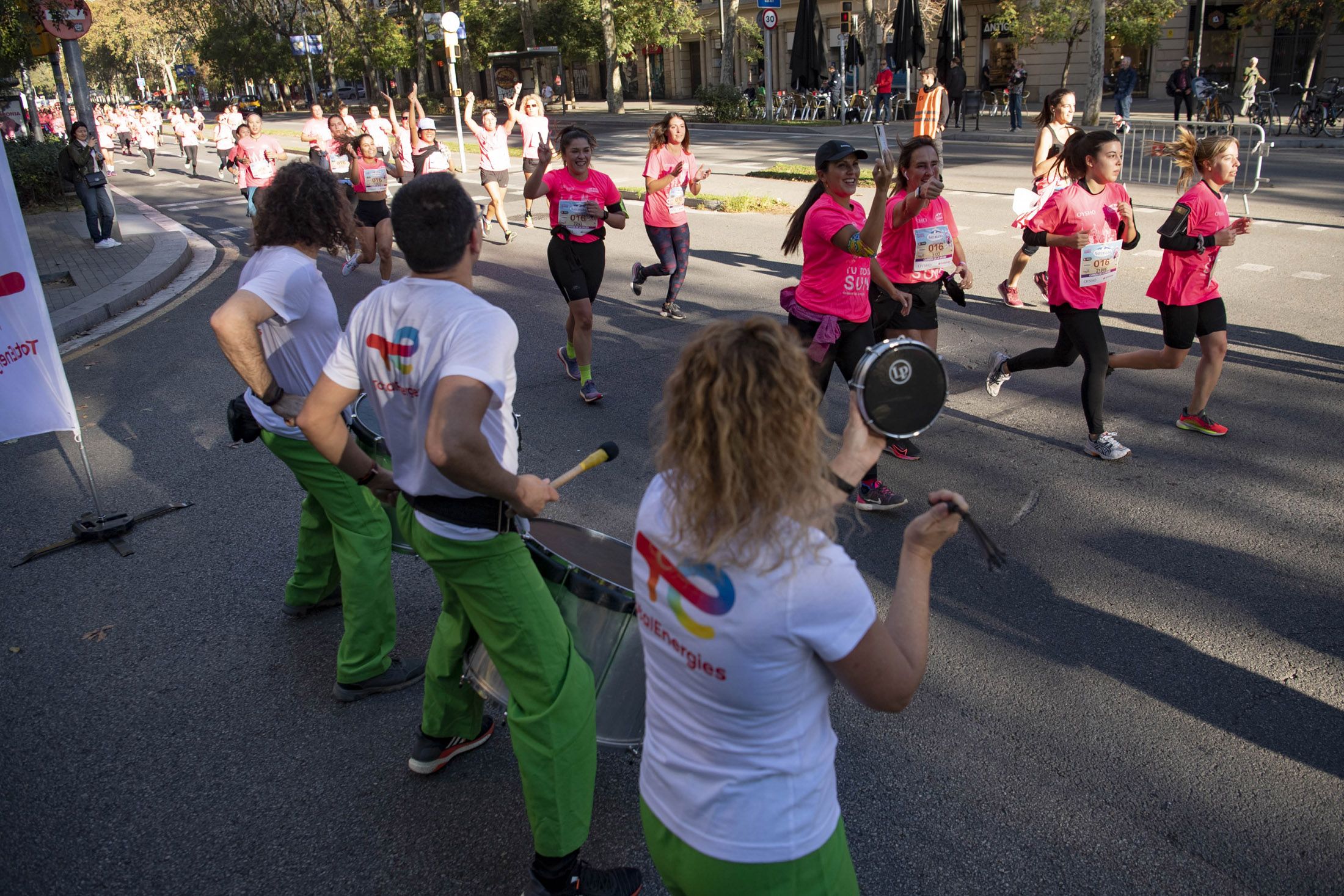 Las mejores fotos de la Carrera de la Mujer de Barcelona 2022.106    JL16033