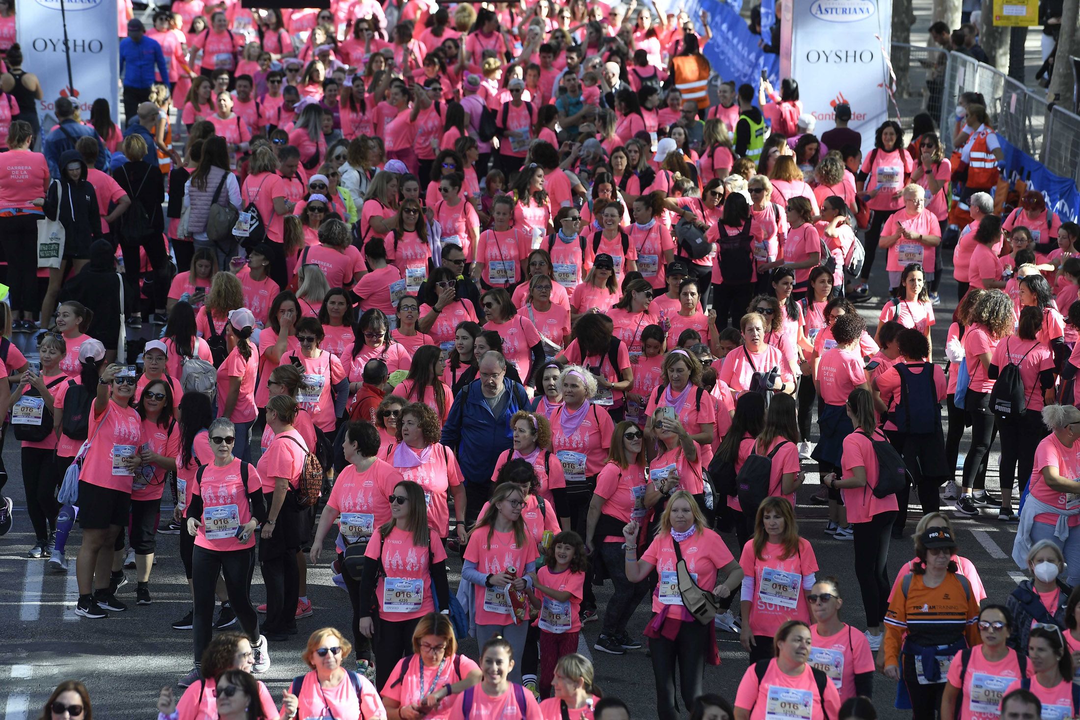 Las mejores fotos de la Carrera de la Mujer de Barcelona 2022.232    JL17289