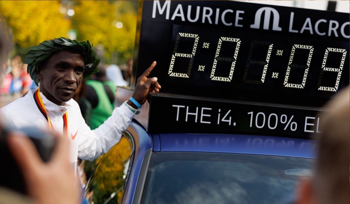 Eliud Kipchoge después de batir el récord del mundo de maratón en Berlín. NN RUNNING TEAM.