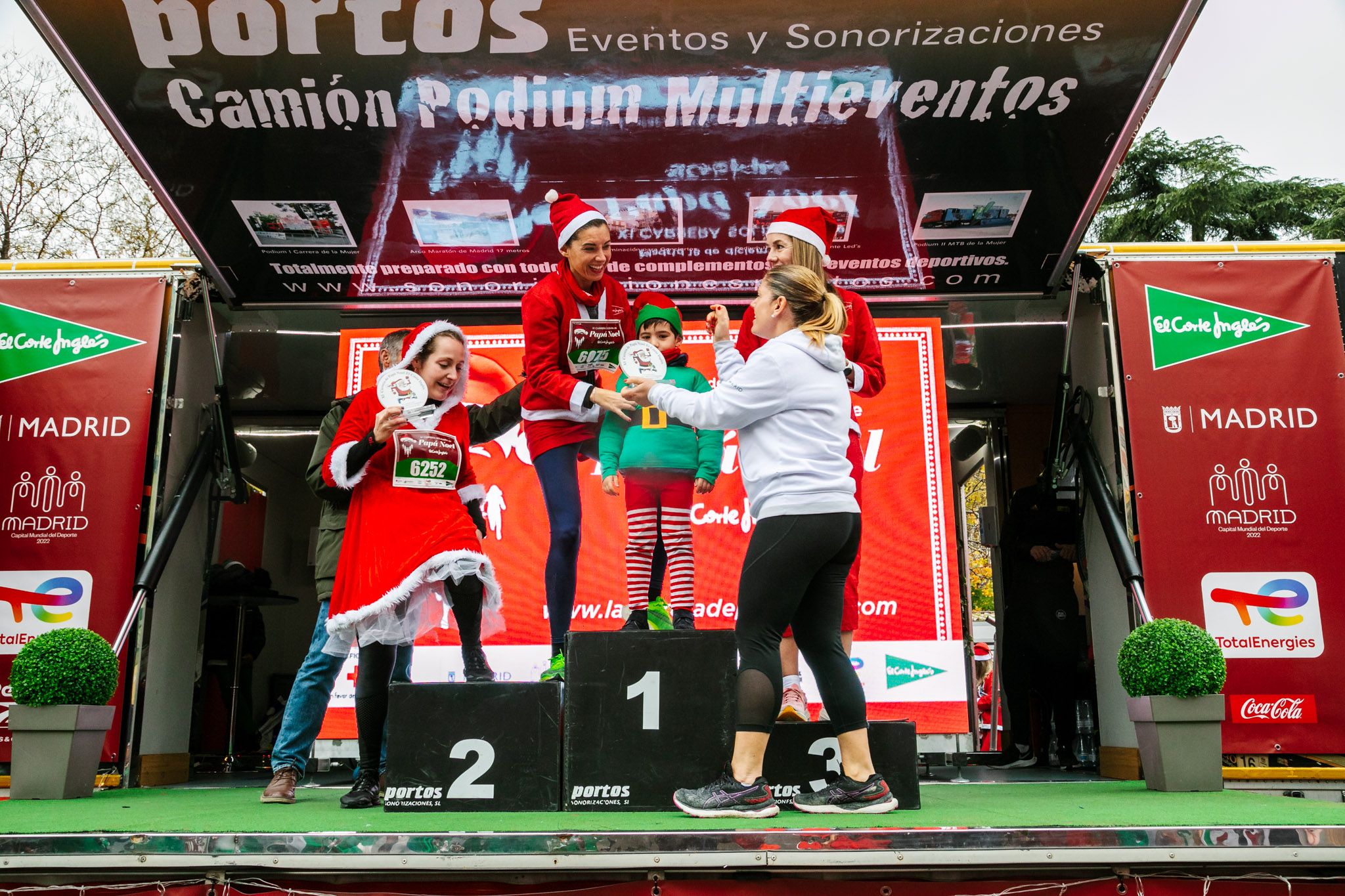Las mejores fotos de la Carrera de Papá Noel El Corte Inglés (PREMIACIÓN)