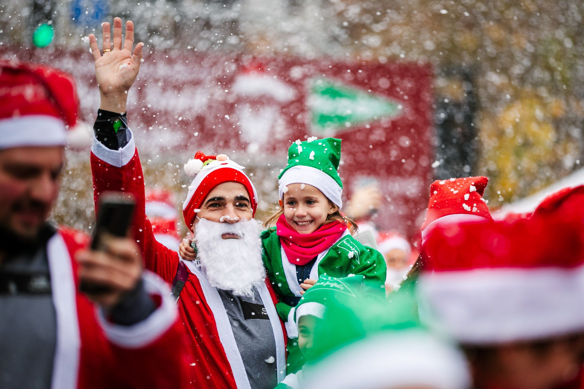 Las 50 mejores fotos de la Carrera de Papá Noel El Corte Inglés 2022. (28)