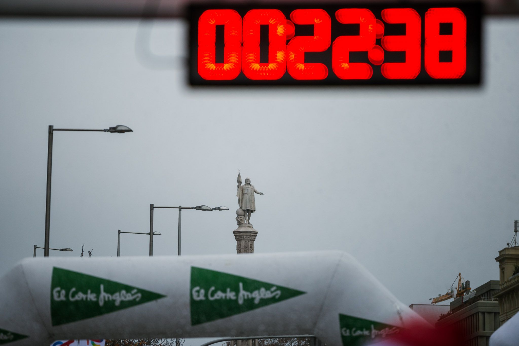 Las 50 mejores fotos de la Carrera de Papá Noel El Corte Inglés 2022. (41)