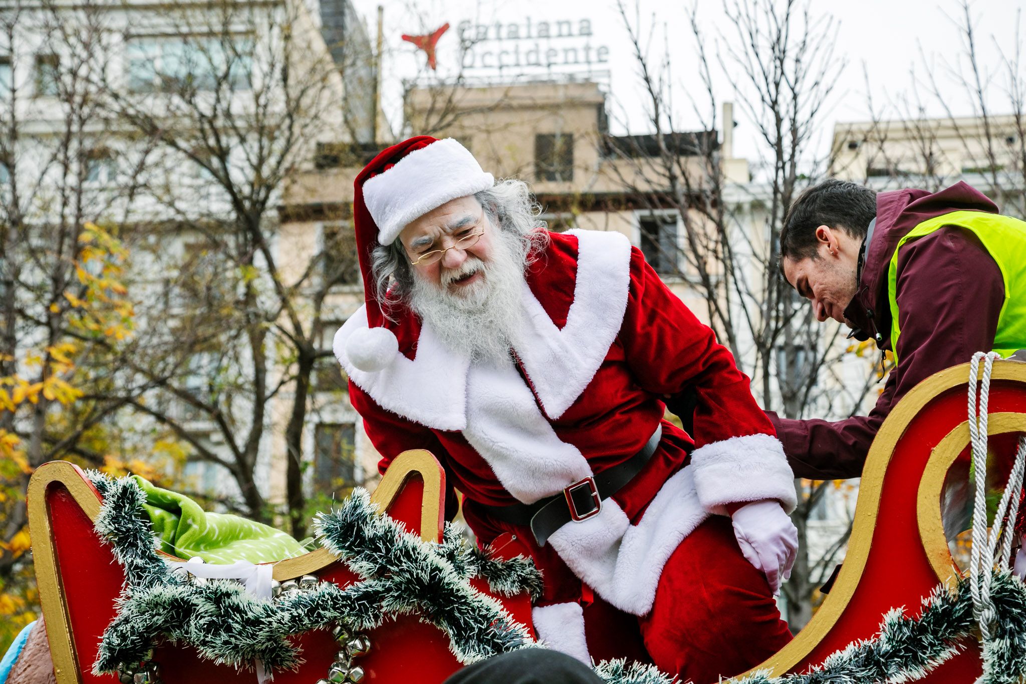 Las mejores fotos de la salida de la Carrera de Papá Noel El Corte Inglés 2022.