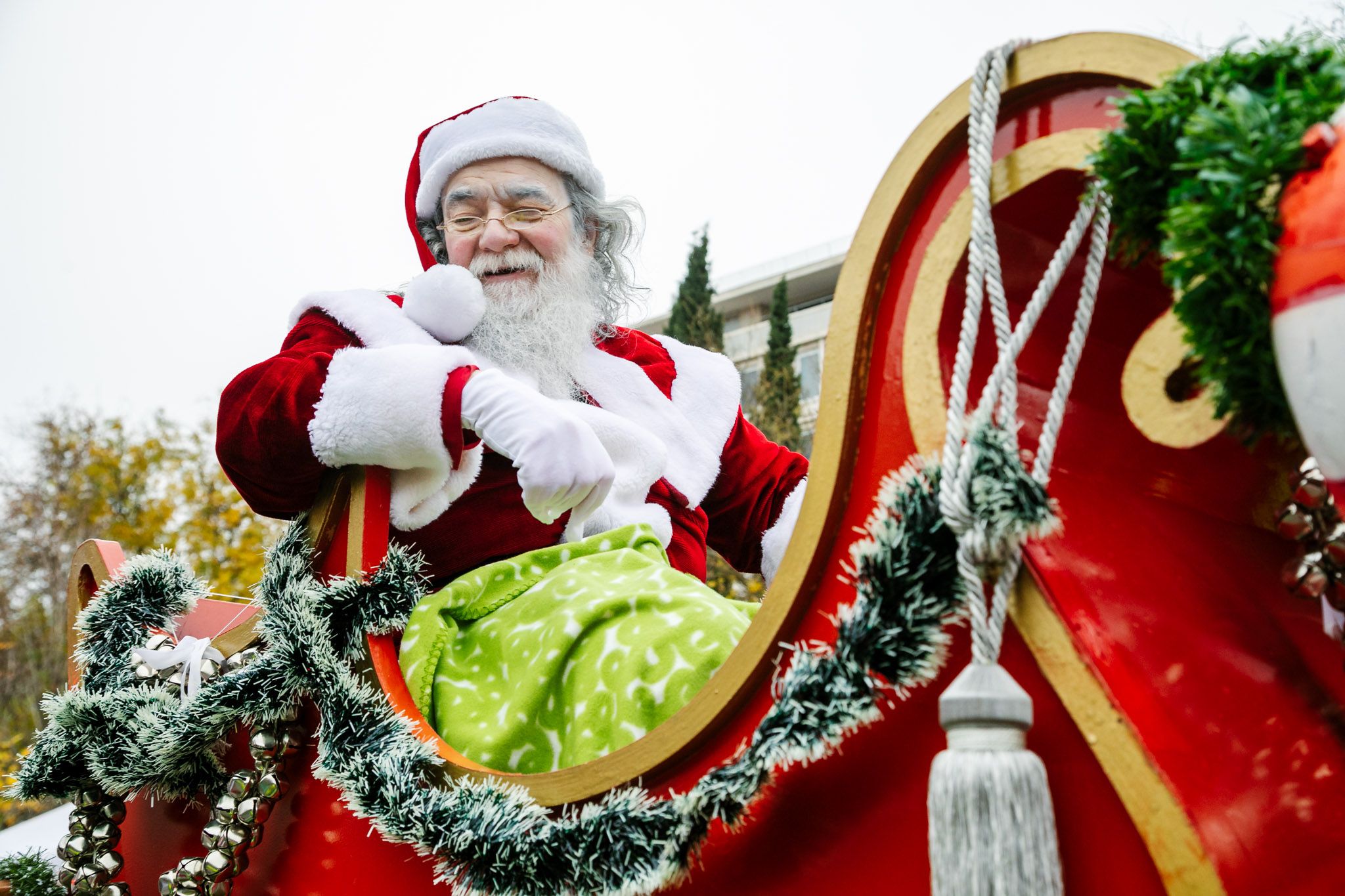 Las mejores fotos de la salida de la Carrera de Papá Noel El Corte Inglés 2022.