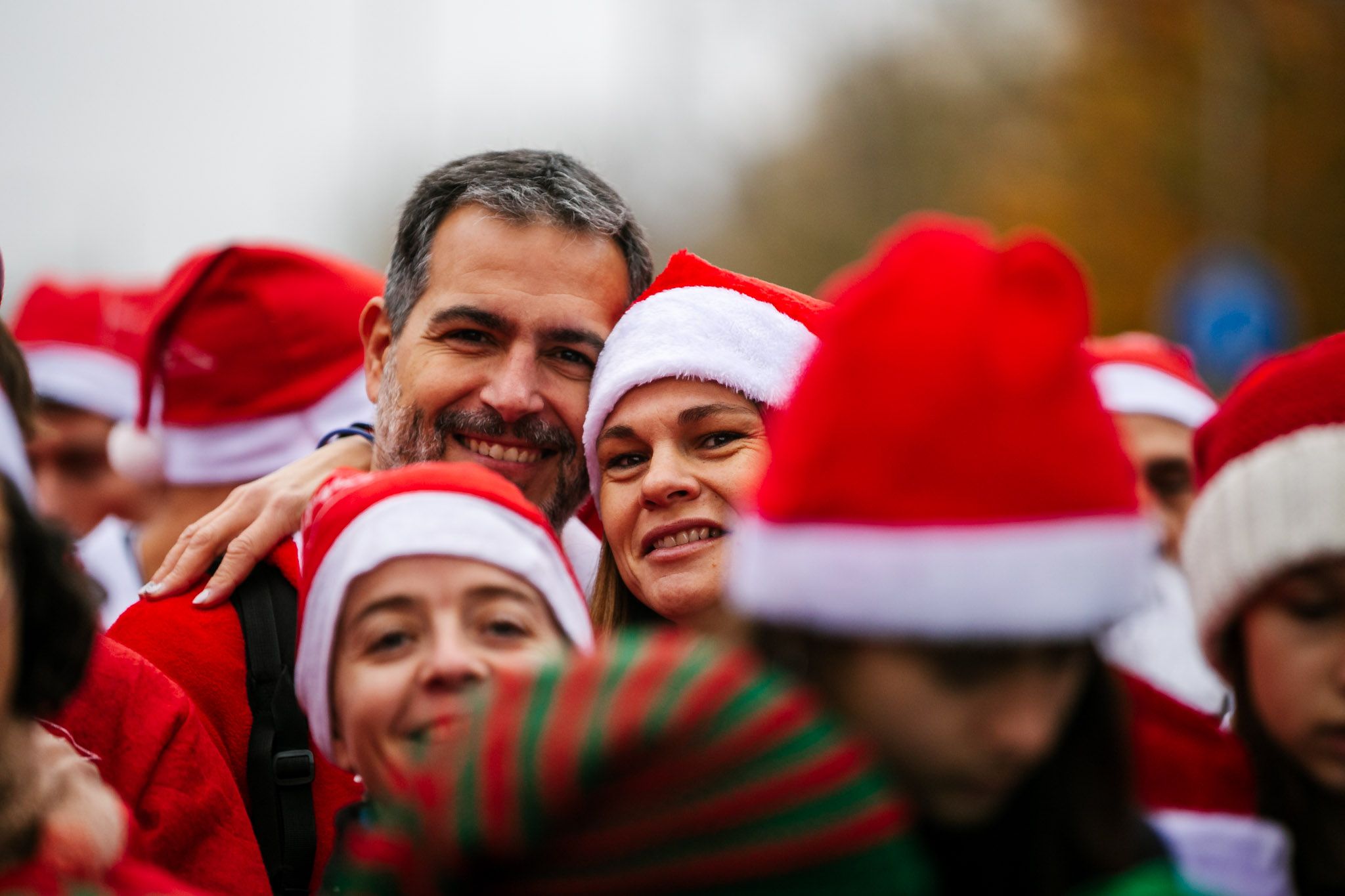 Las mejores fotos de la salida de la Carrera de Papá Noel El Corte Inglés 2022.