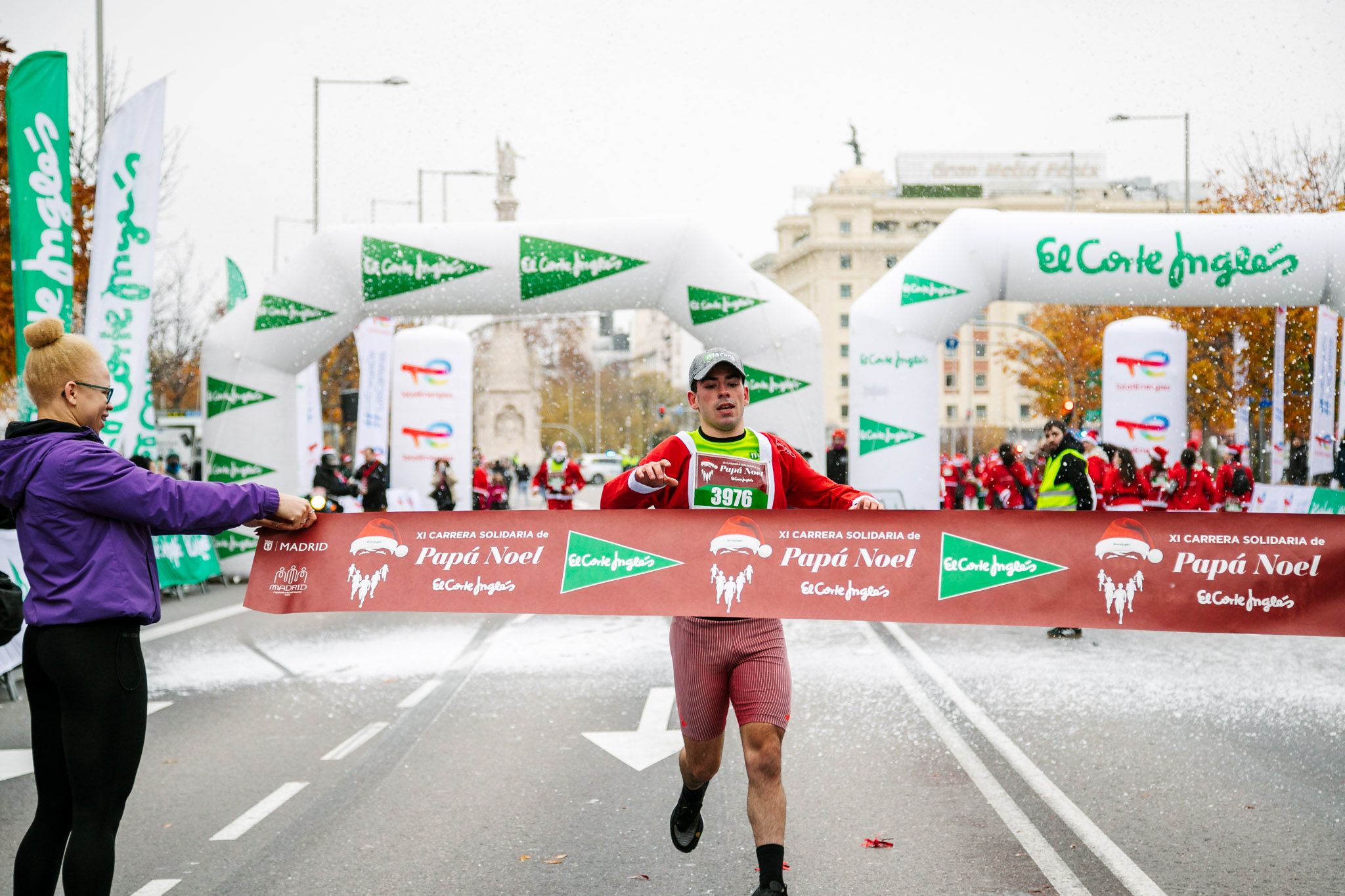 Las mejores fotos de meta de la Carrera de Papá Noel El Corte Inglés 2022