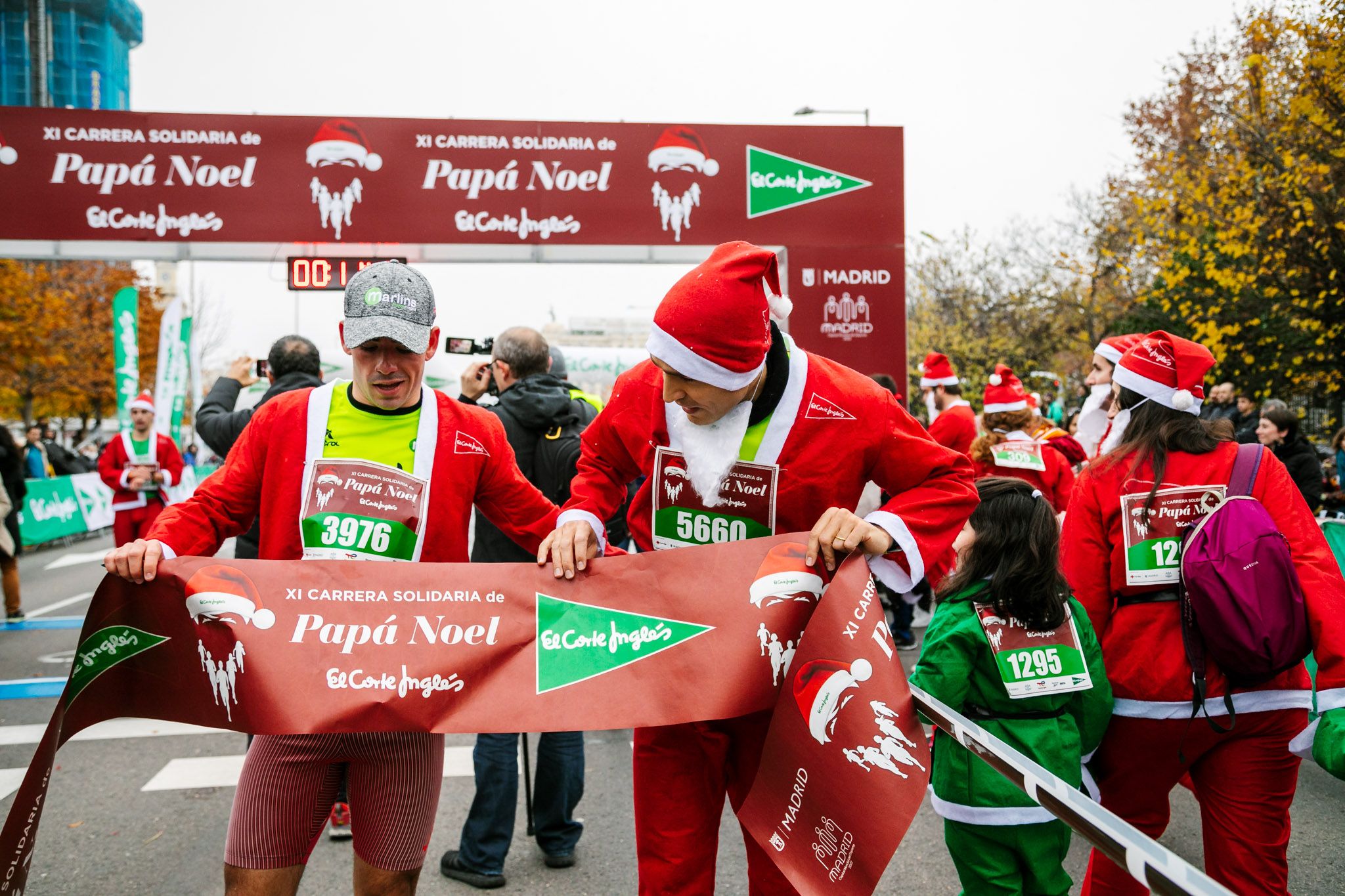 Las mejores fotos de meta de la Carrera de Papá Noel El Corte Inglés 2022