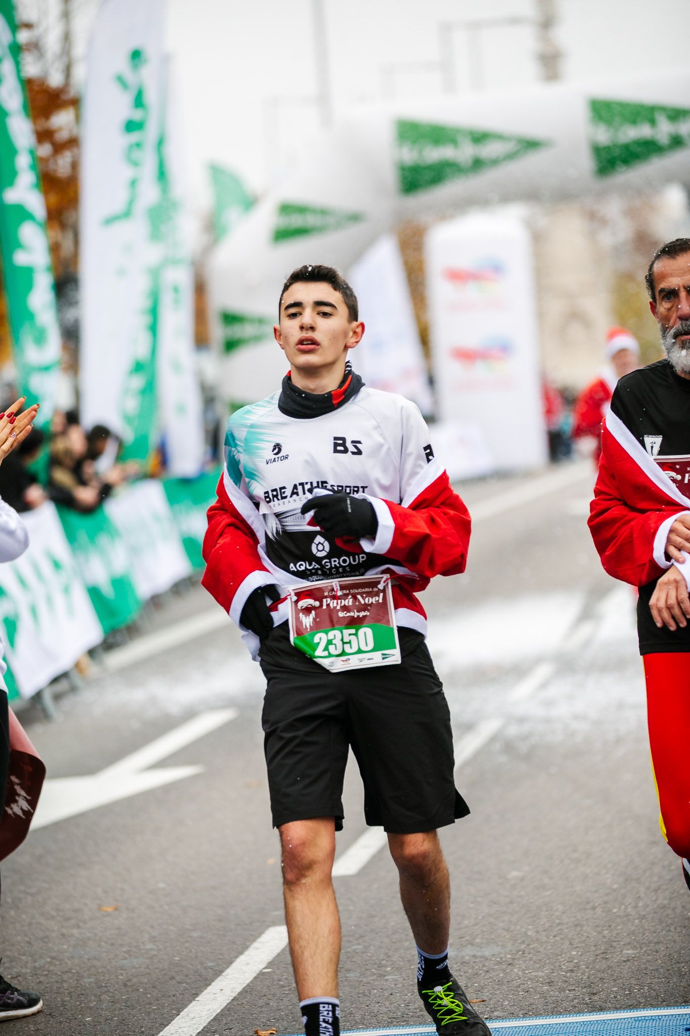 Las mejores fotos de meta de la Carrera de Papá Noel El Corte Inglés 2022