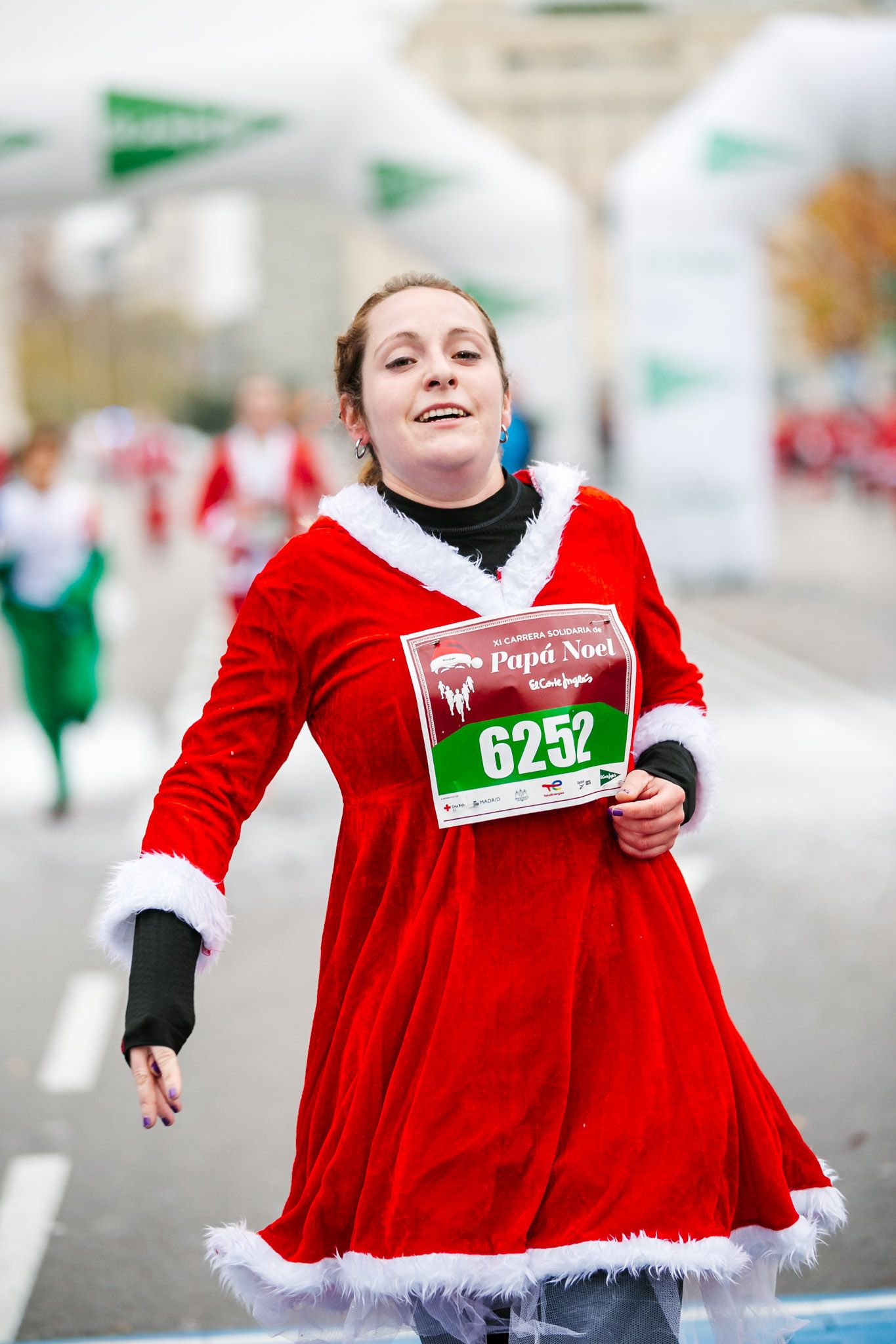 Las mejores fotos de meta de la Carrera de Papá Noel El Corte Inglés 2022