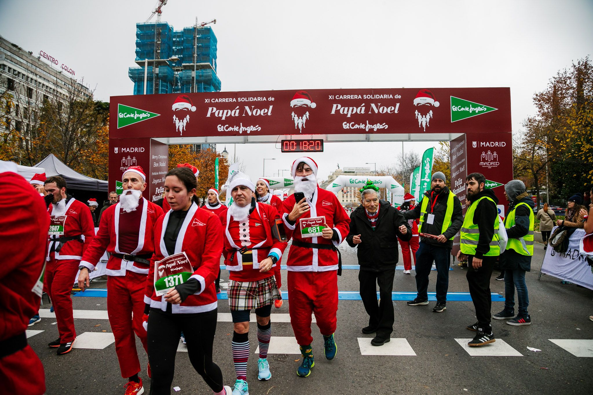 Las mejores fotos de meta de la Carrera de Papá Noel El Corte Inglés 2022