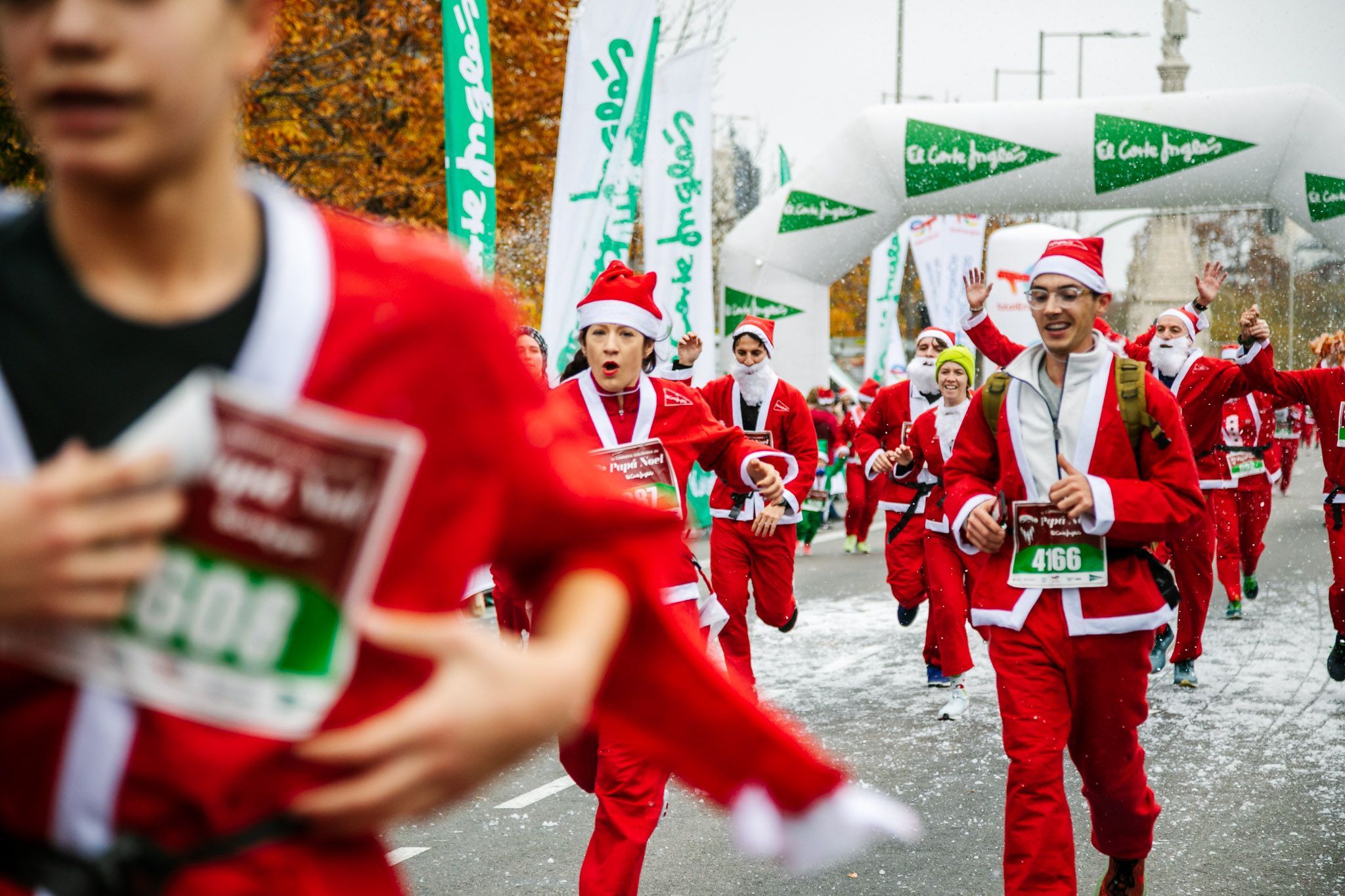 Las mejores fotos de meta de la Carrera de Papá Noel El Corte Inglés 2022