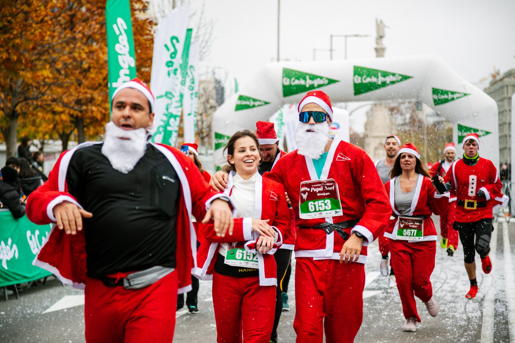 Las mejores fotos de meta de la Carrera de Papá Noel El Corte Inglés 2022