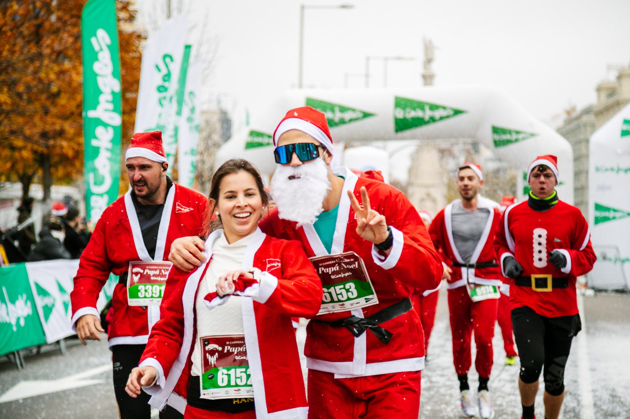 Las mejores fotos de meta de la Carrera de Papá Noel El Corte Inglés 2022