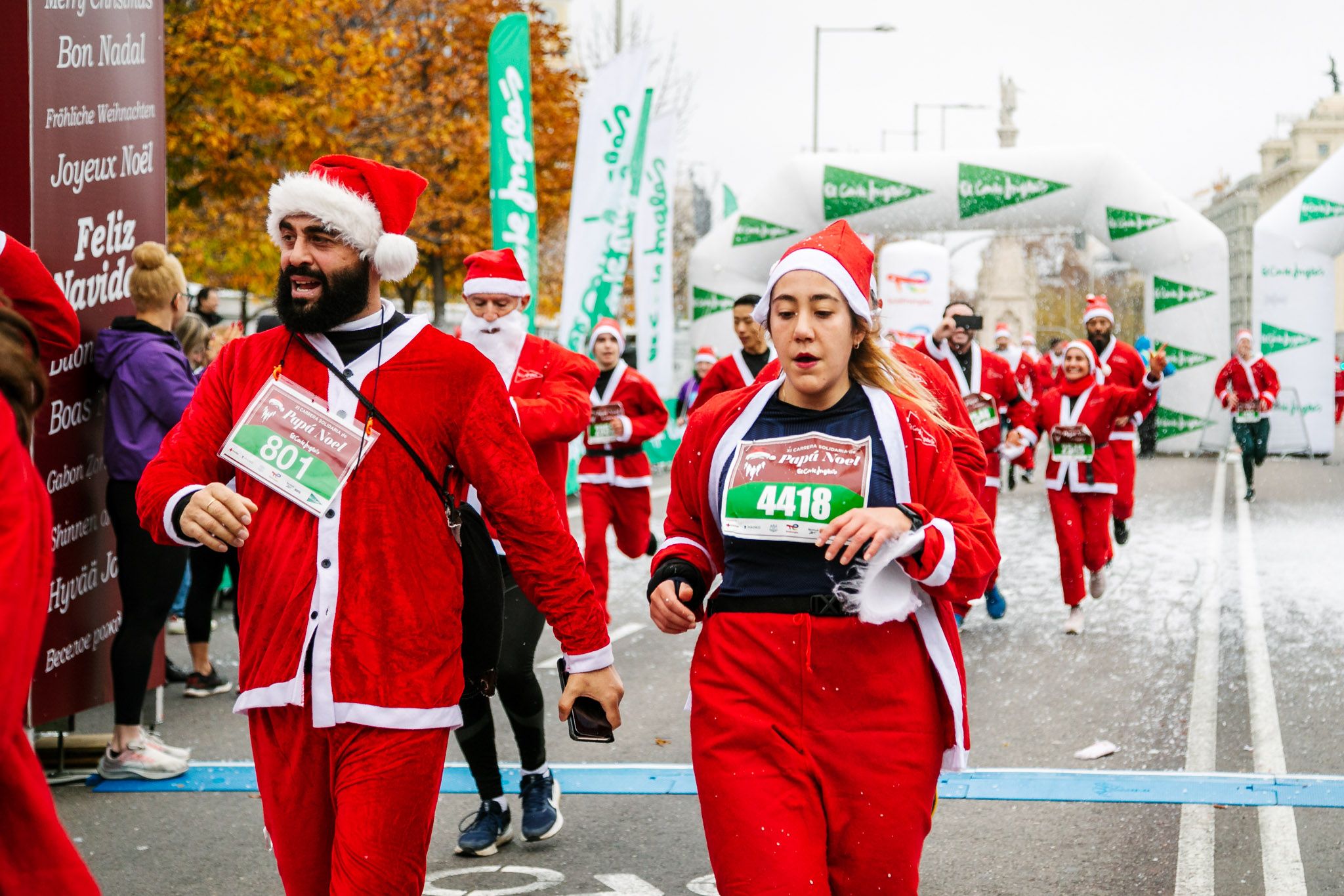 Las mejores fotos de meta de la Carrera de Papá Noel El Corte Inglés 2022