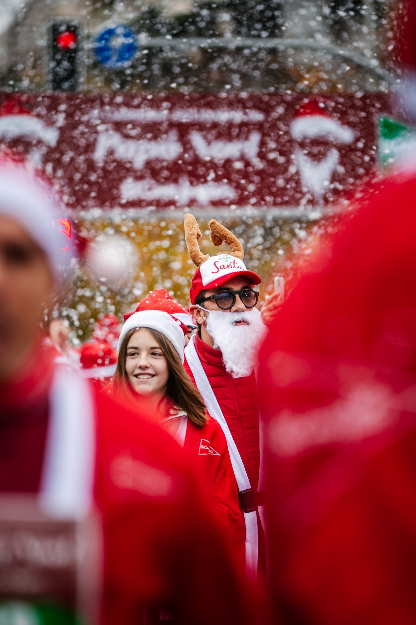 Las mejores fotos de la salida de la Carrera de Papá Noel El Corte Inglés 2022.