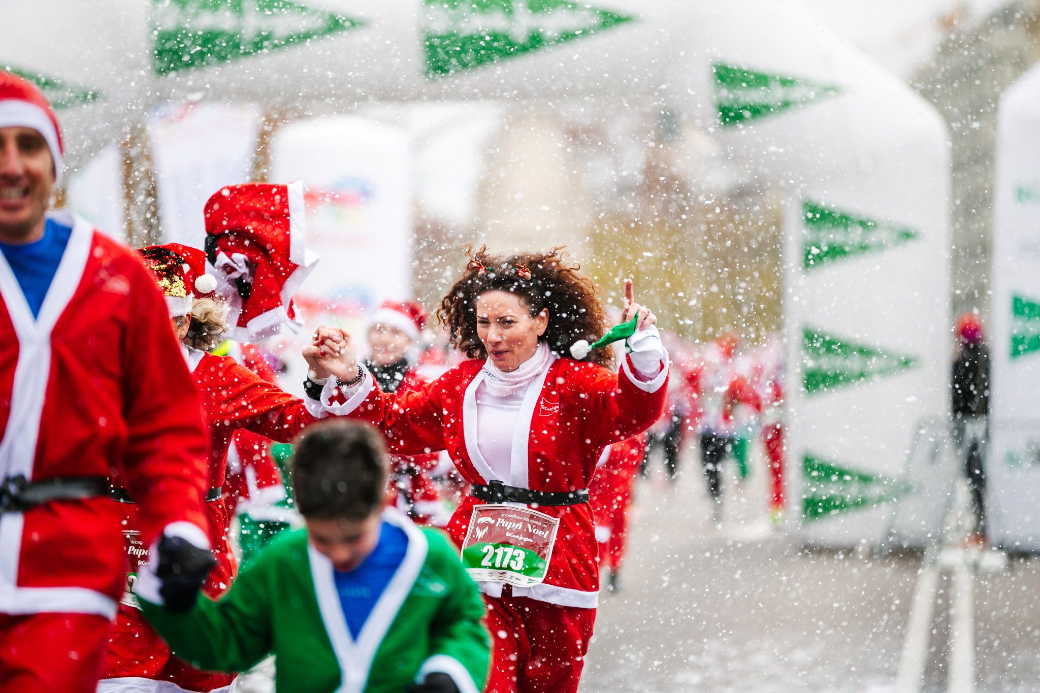 Las mejores fotos de meta de la Carrera de Papá Noel El Corte Inglés 2022