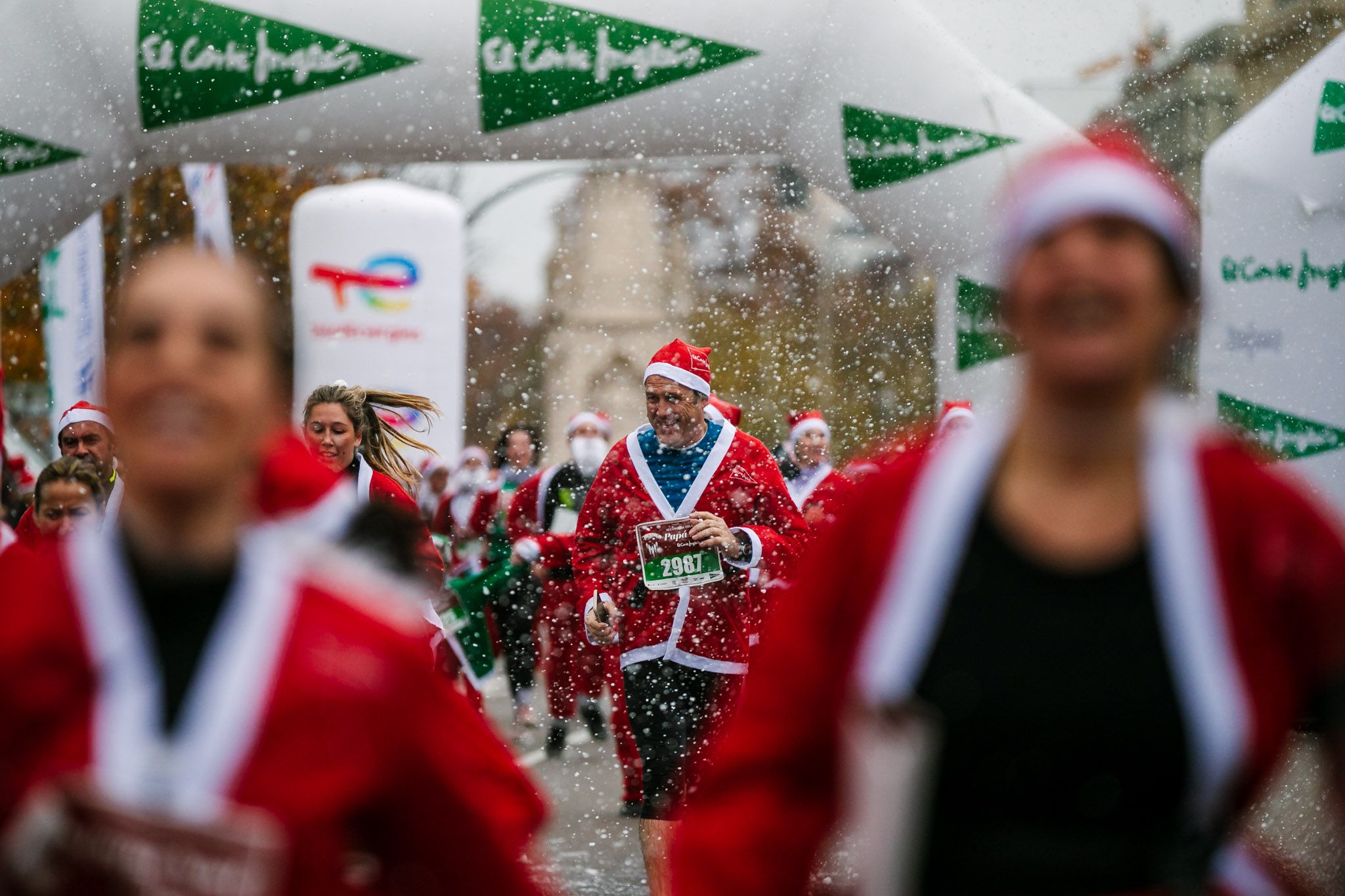 Las mejores fotos de meta de la Carrera de Papá Noel El Corte Inglés 2022