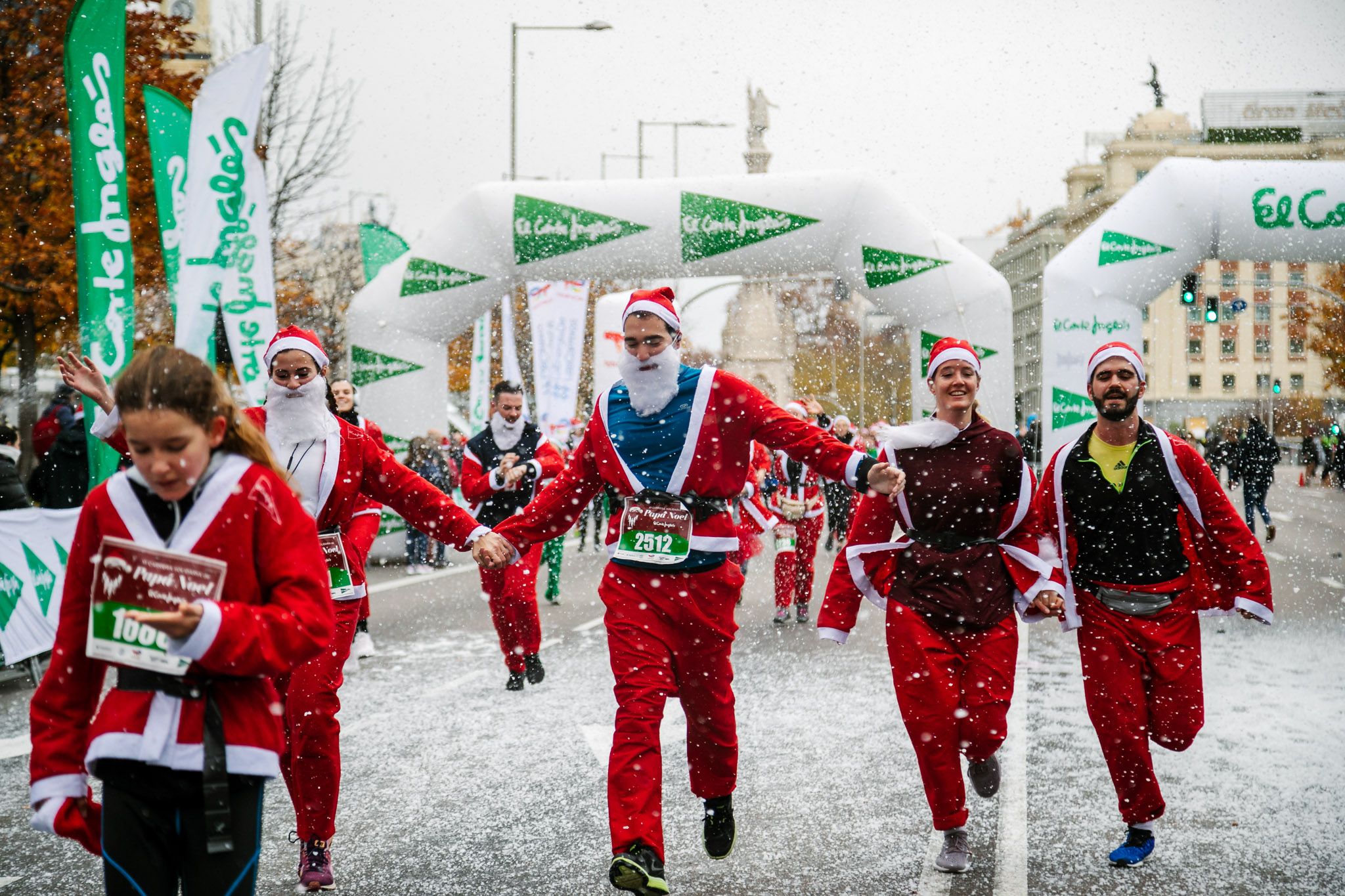 Las mejores fotos de meta de la Carrera de Papá Noel El Corte Inglés 2022