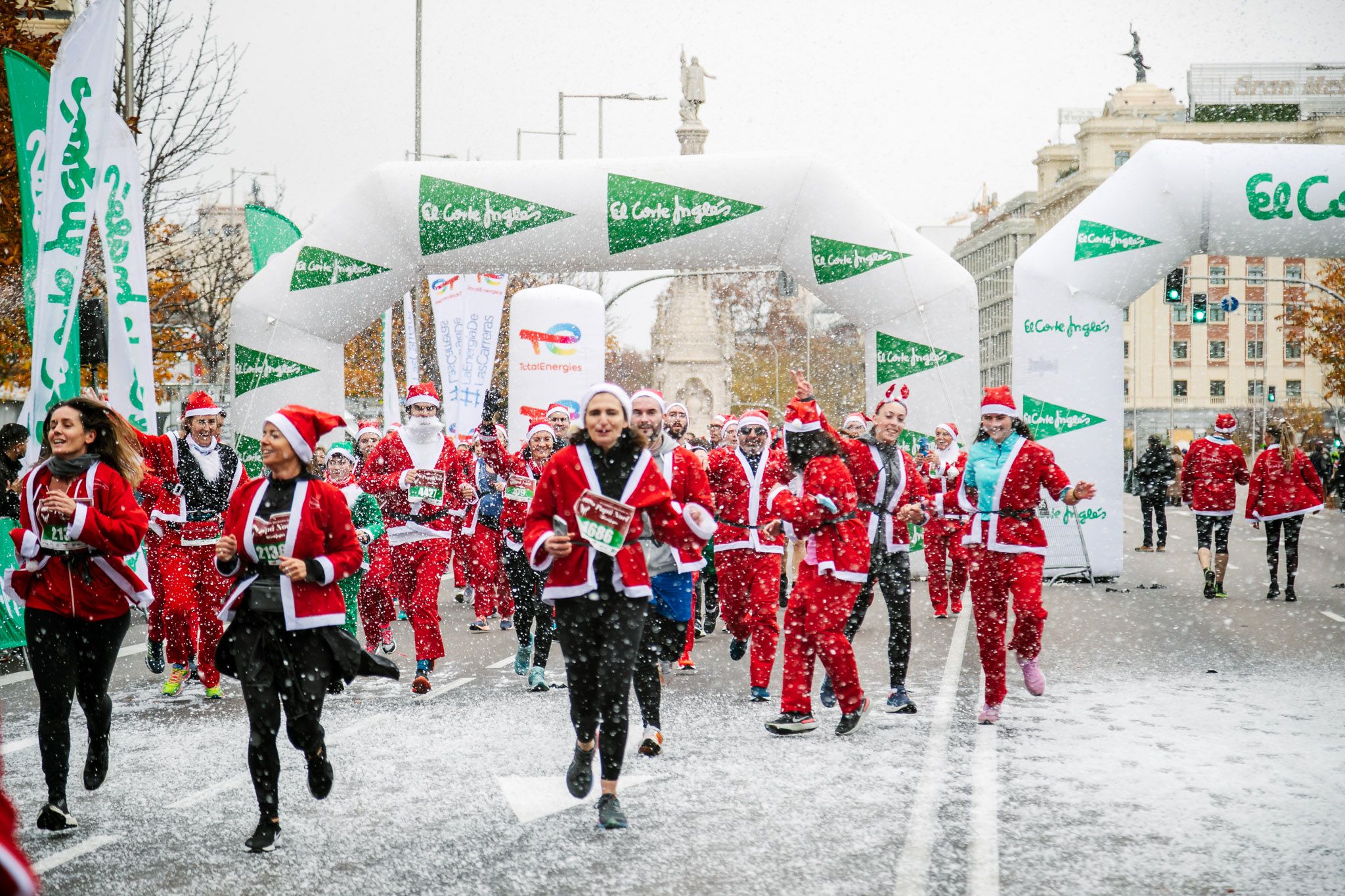 Las mejores fotos de meta de la Carrera de Papá Noel El Corte Inglés 2022
