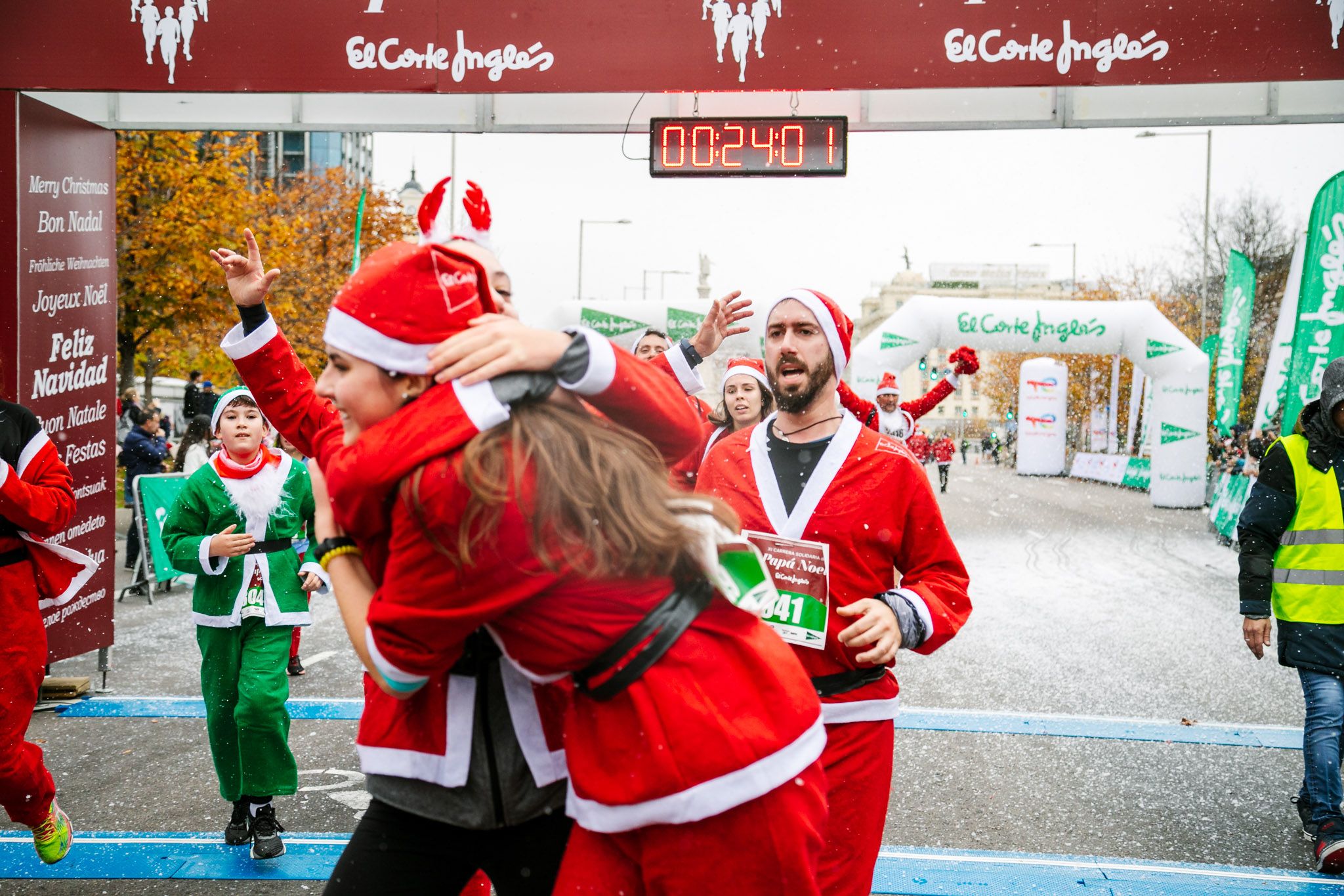 Las mejores fotos de meta de la Carrera de Papá Noel El Corte Inglés 2022