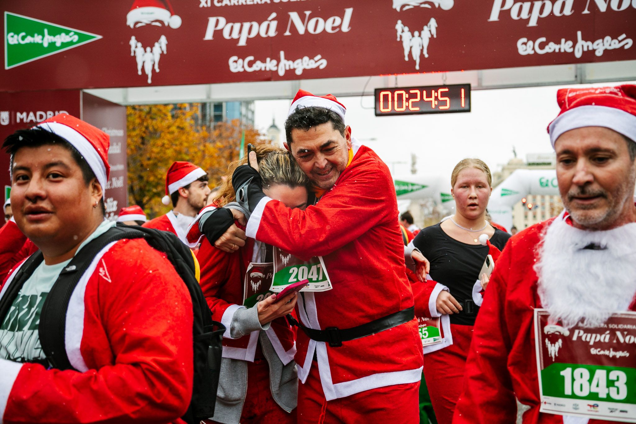 Las mejores fotos de meta de la Carrera de Papá Noel El Corte Inglés 2022
