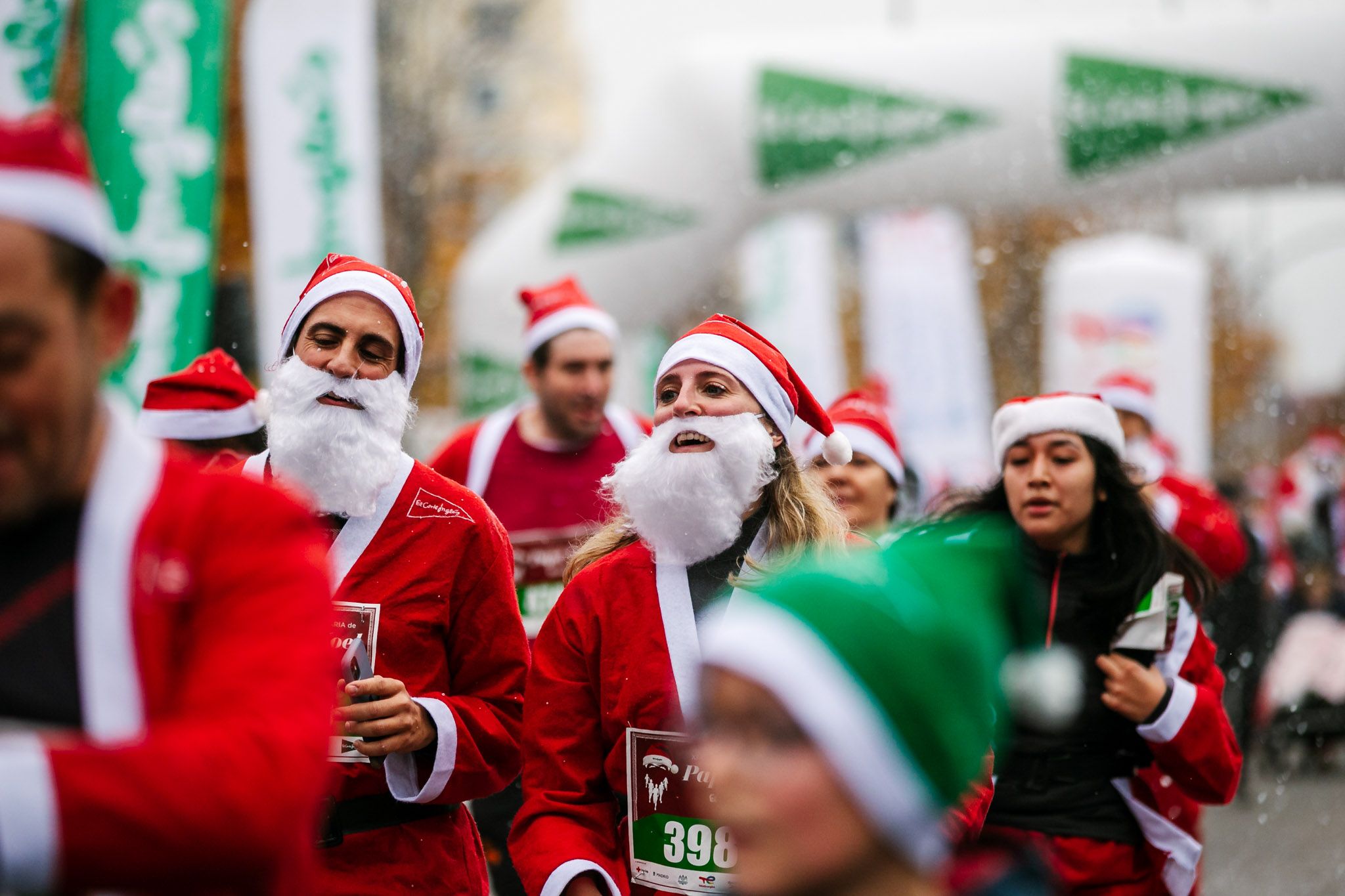 Las mejores fotos de meta de la Carrera de Papá Noel El Corte Inglés 2022