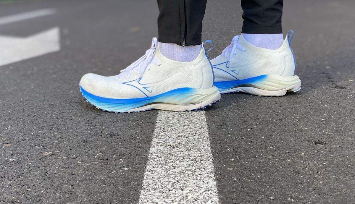 mizuno-neo-wind_7_1200x690.jpeg