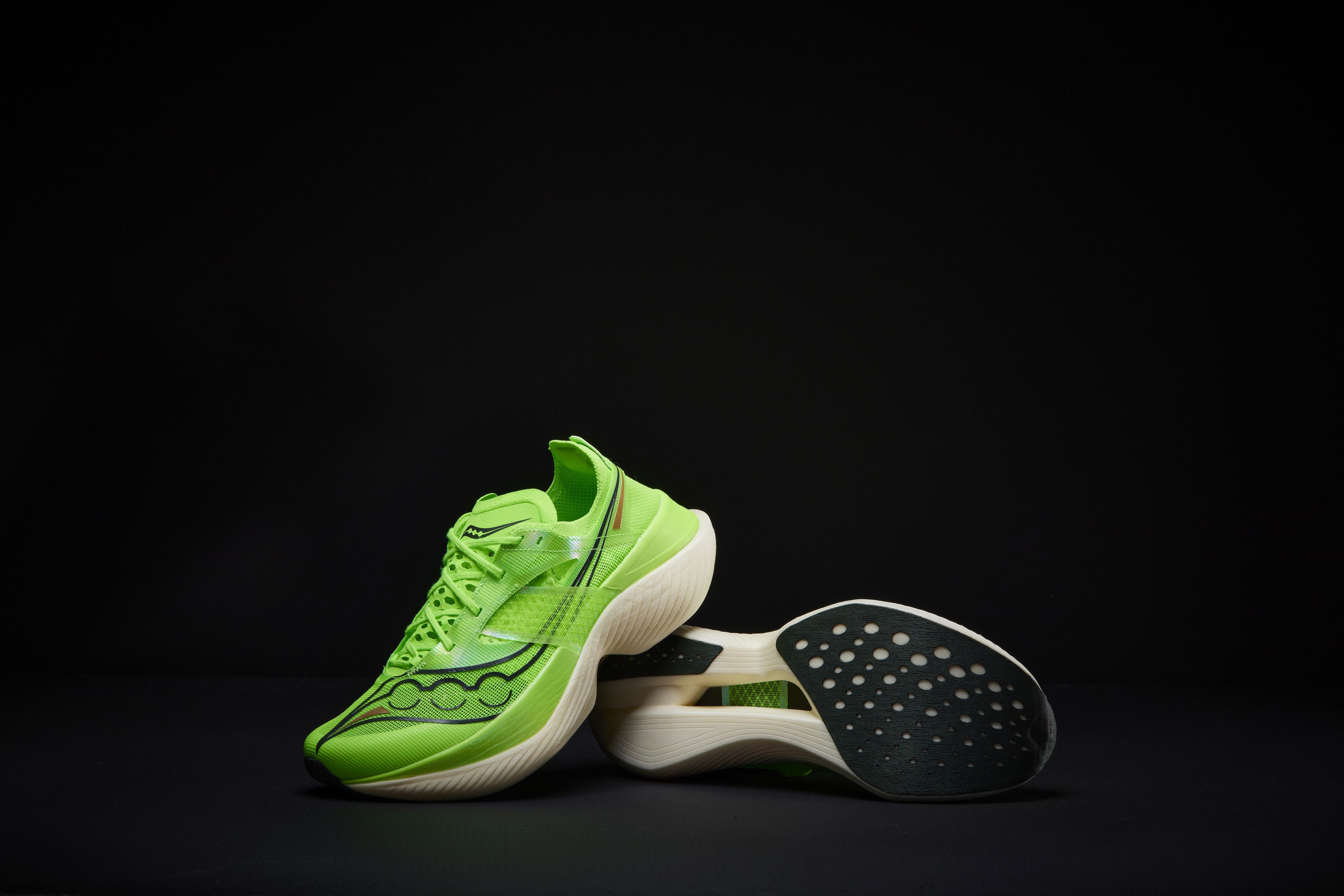Saucony Endorphin Elite.