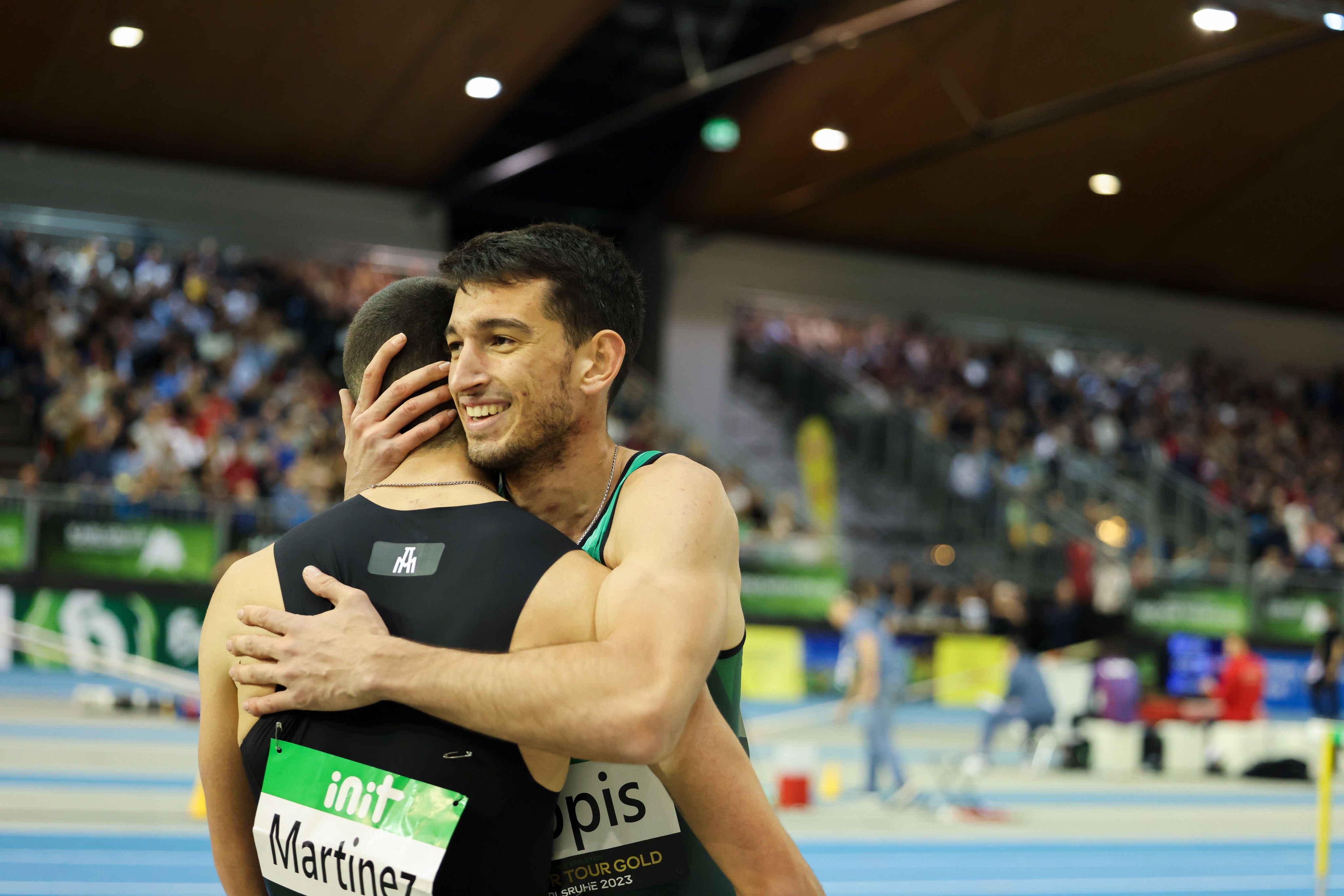 Quique Llopis y Asier Martínez en el World Indoor Tour de Karlsruhe. WORLD ATHLETICS.