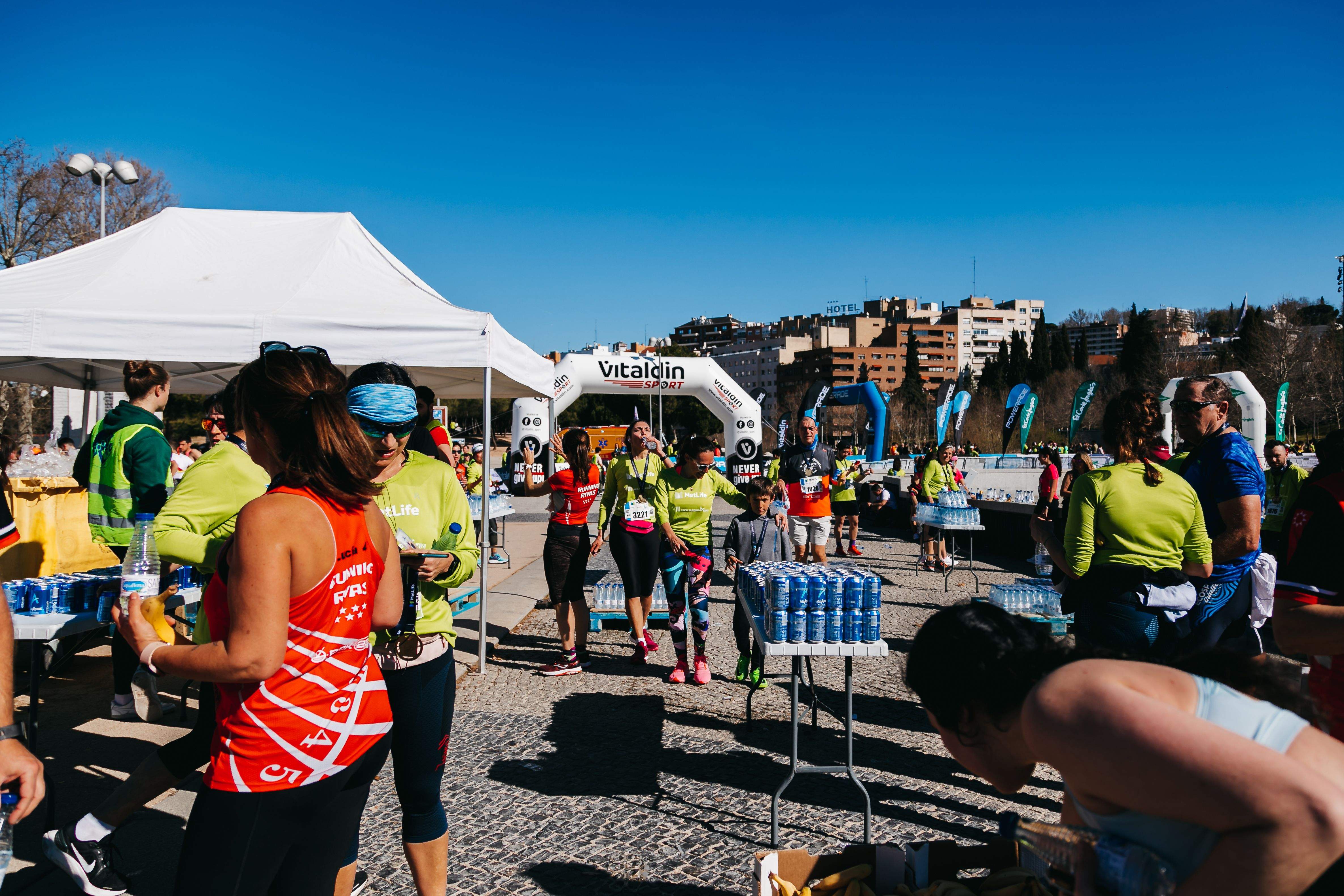 Todas las fotos de la premiación del Metlife 15K Madrid Activa 2023 6