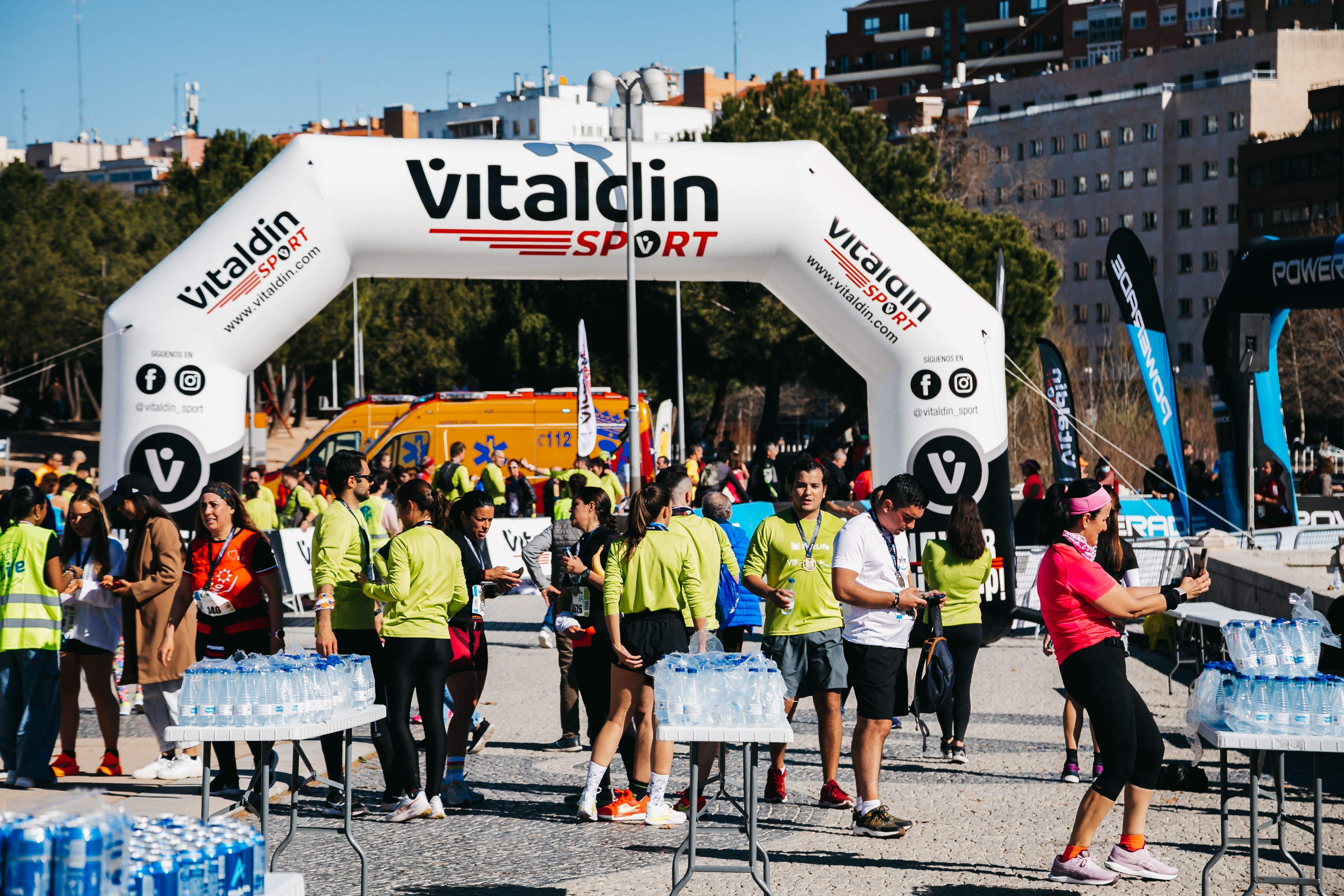 Todas las fotos de la premiación del Metlife 15K Madrid Activa 2023 11