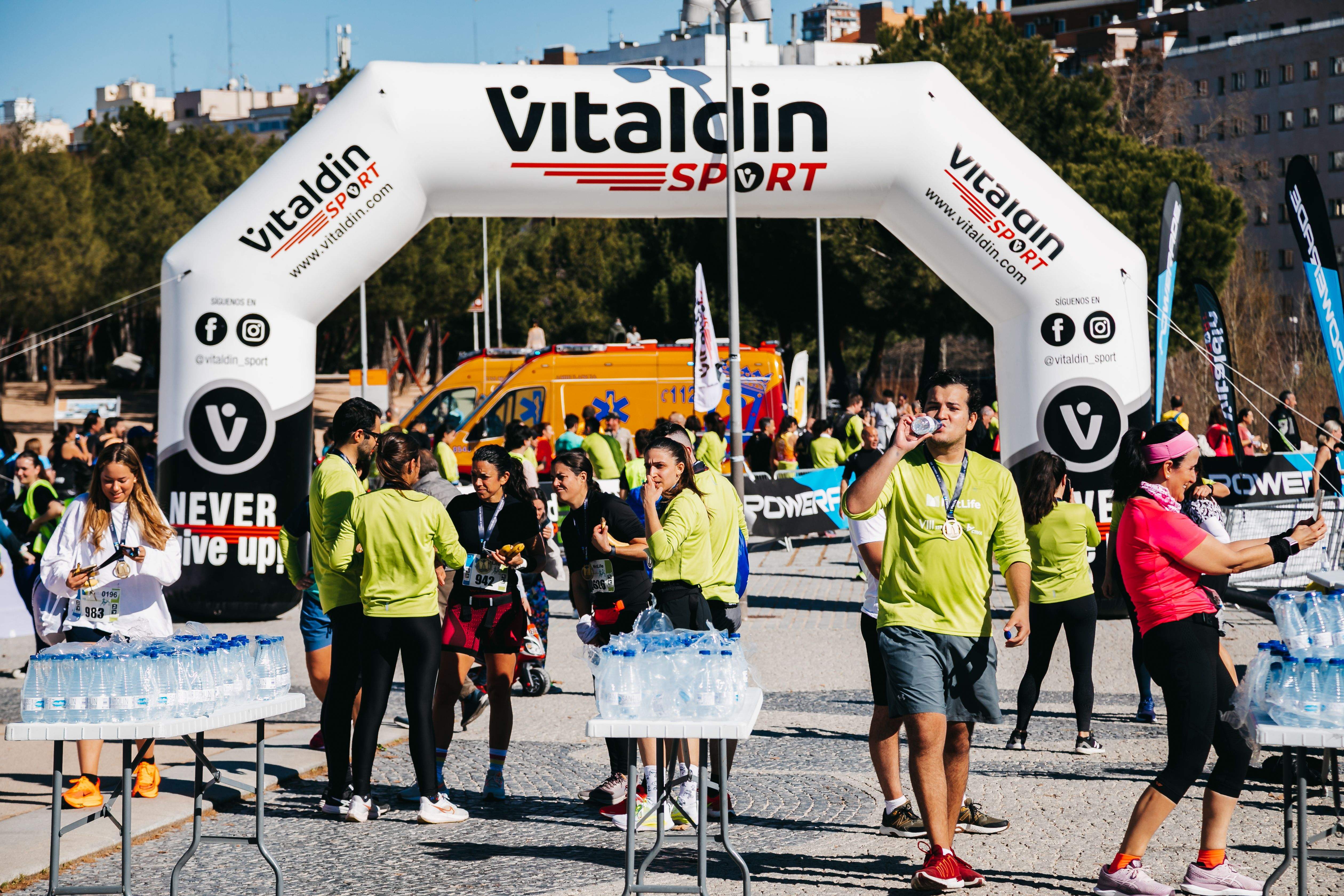 Todas las fotos de la premiación del Metlife 15K Madrid Activa 2023 13