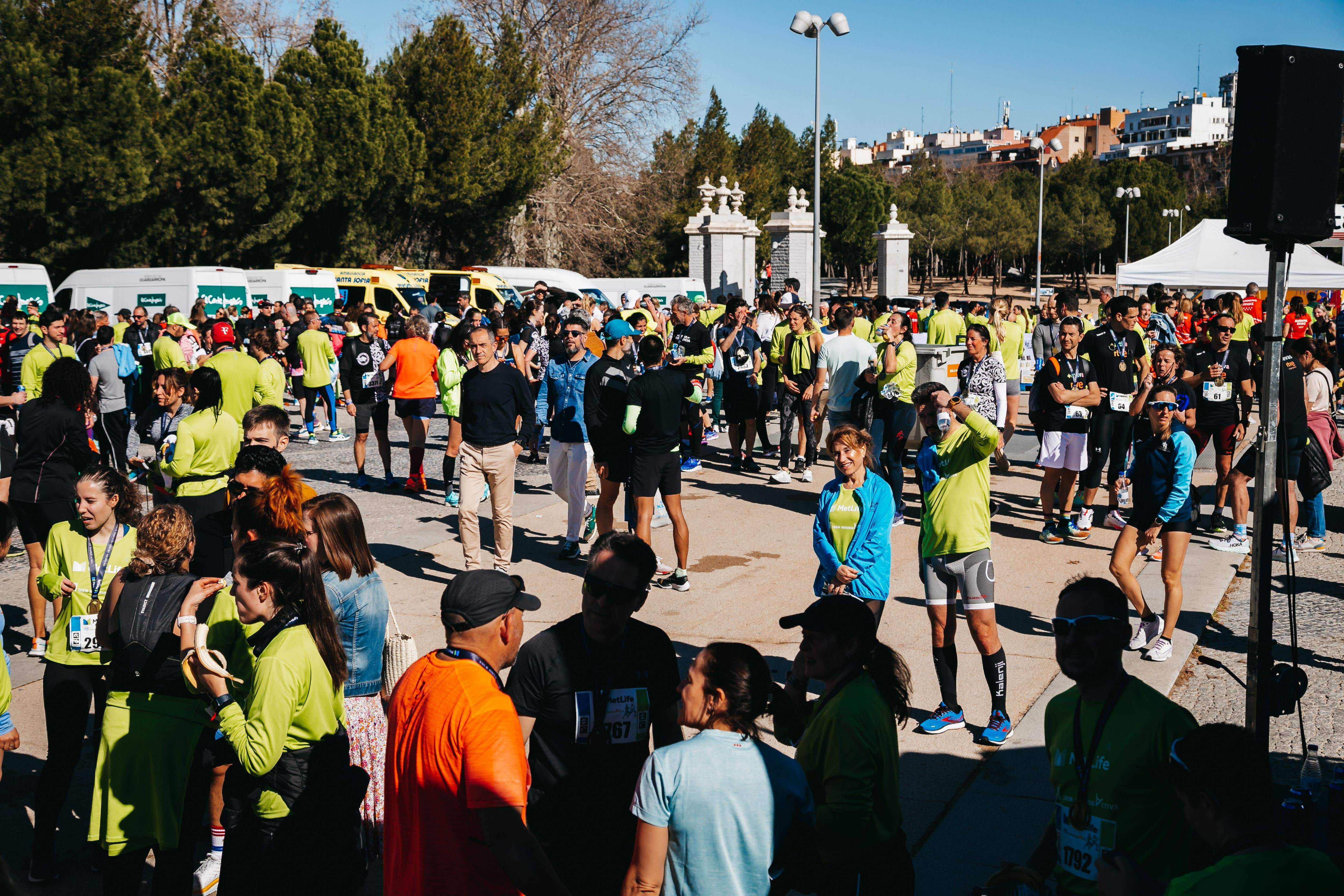 Todas las fotos de la premiación del Metlife 15K Madrid Activa 2023 15