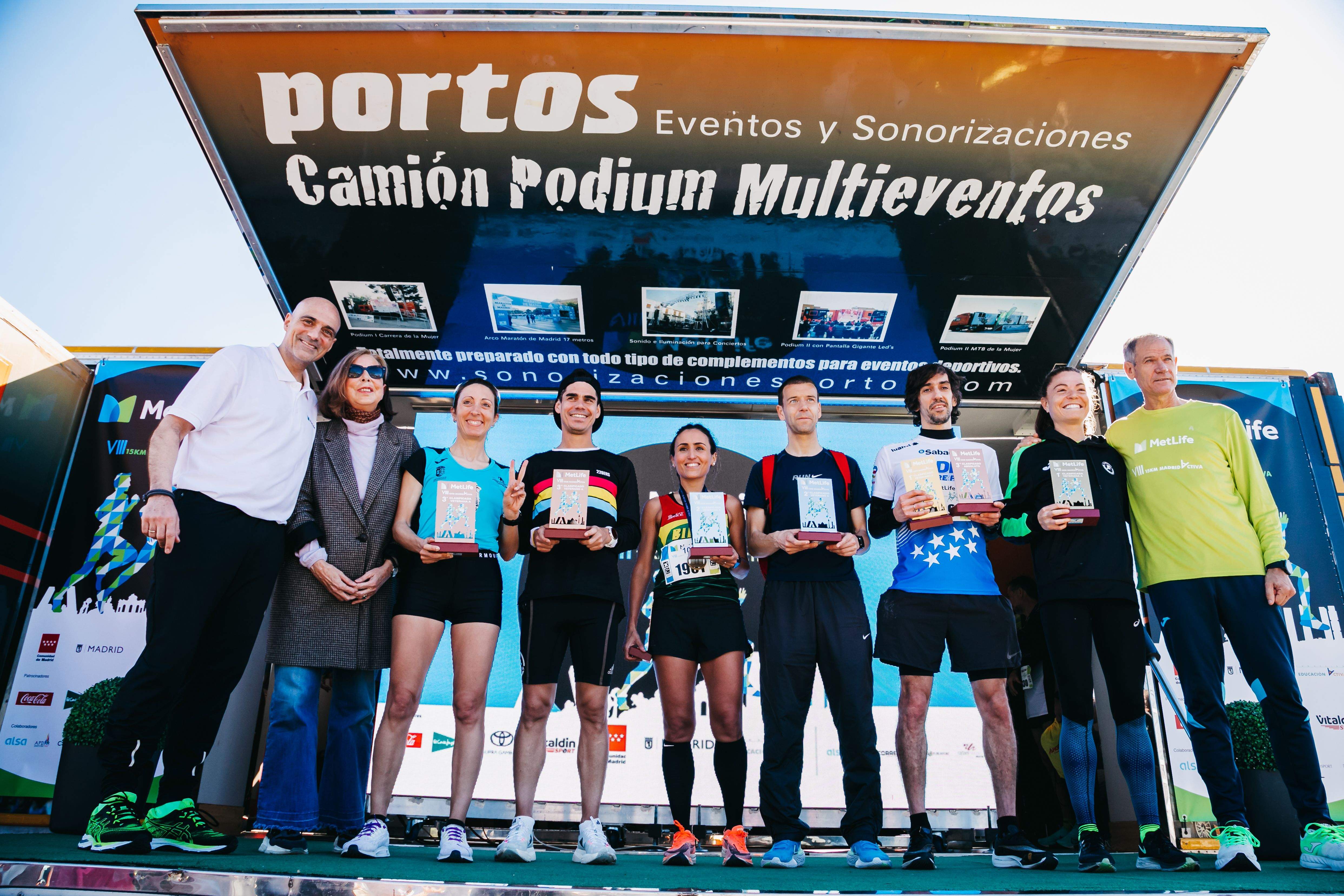 Todas las fotos de la premiación del Metlife 15K Madrid Activa 2023 23
