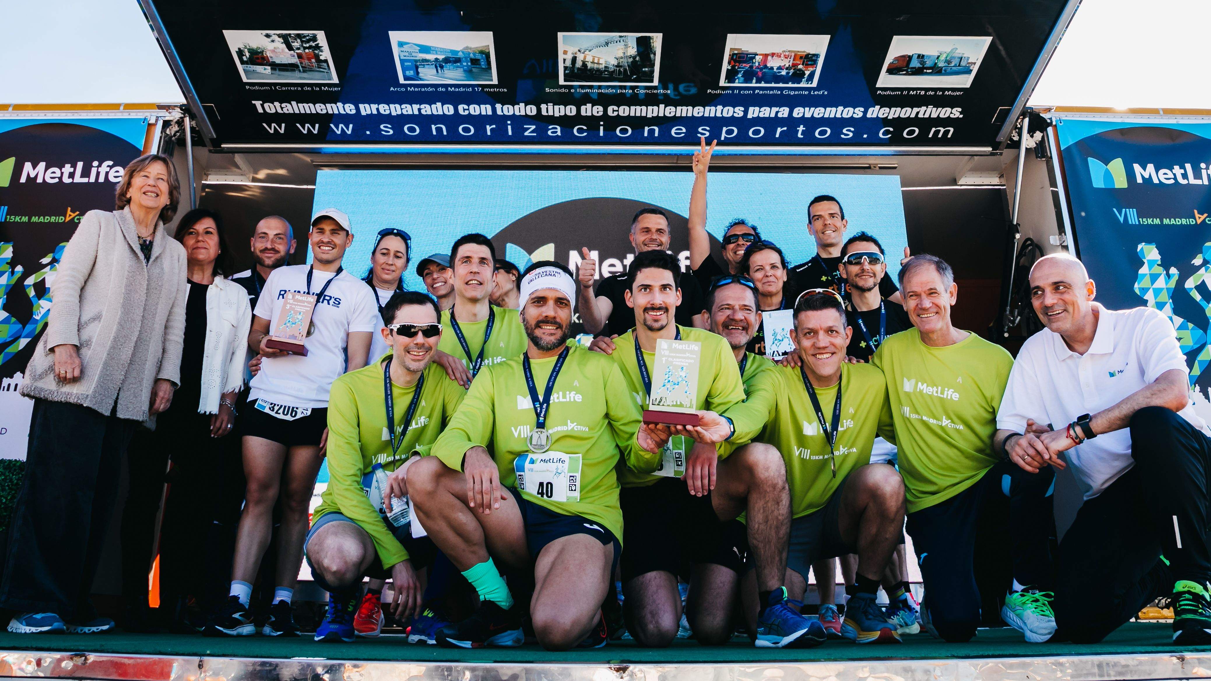 Todas las fotos de la premiación del Metlife 15K Madrid Activa 2023 28